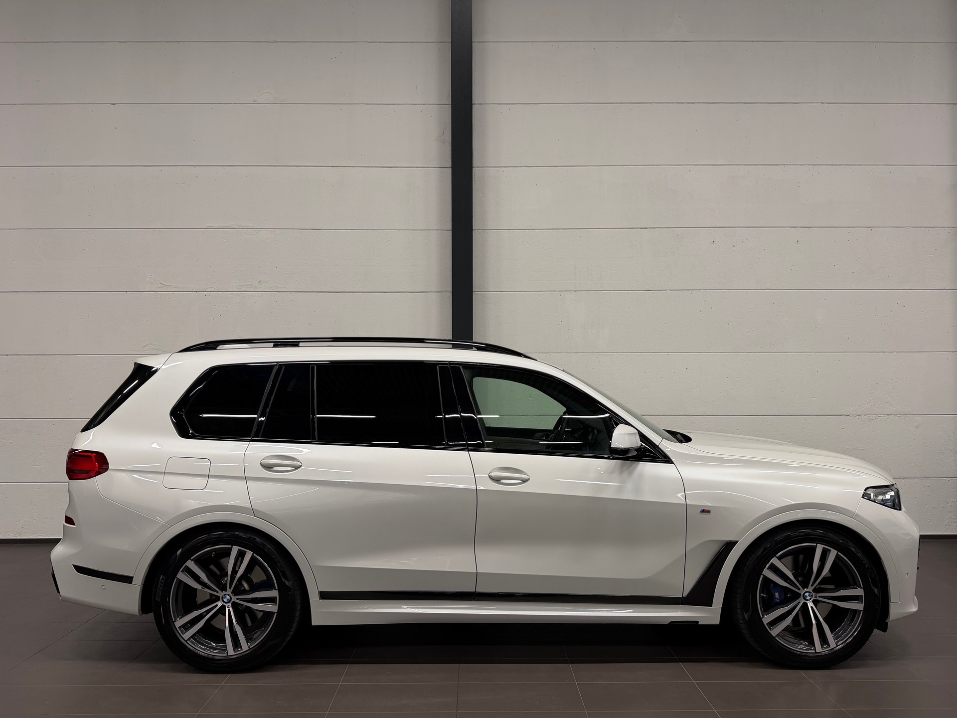 BMW X7 xDrive M50i Steptronic-image-8