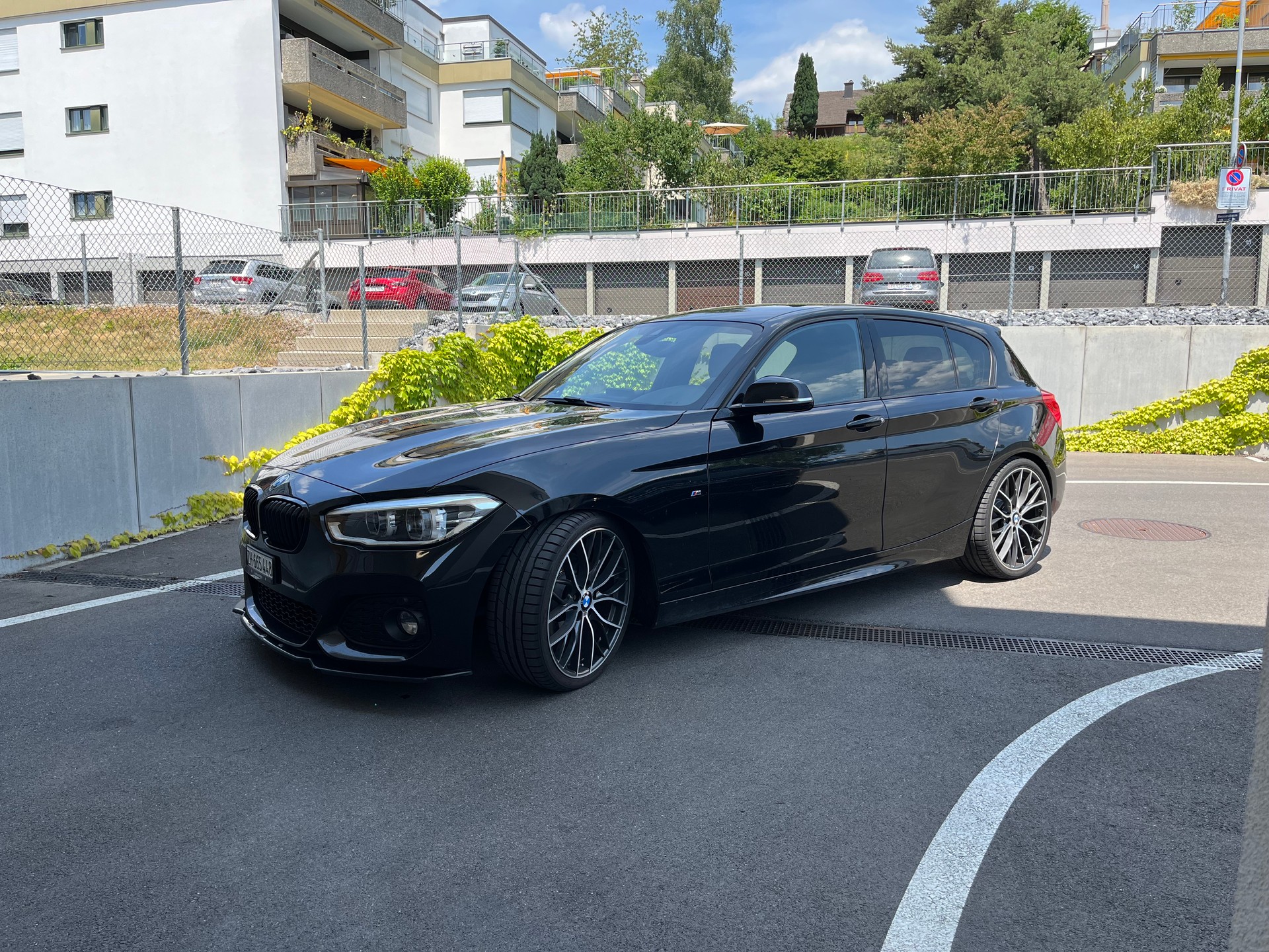 BMW 125i-image-4