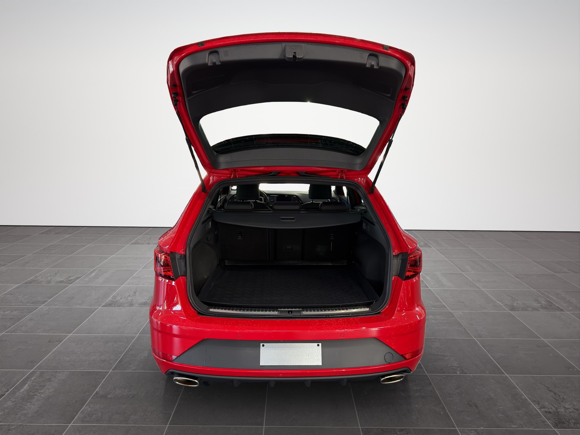 SEAT Leon ST 2.0 Eco TSI Swiss Cupra 4Drive DSG-image-14