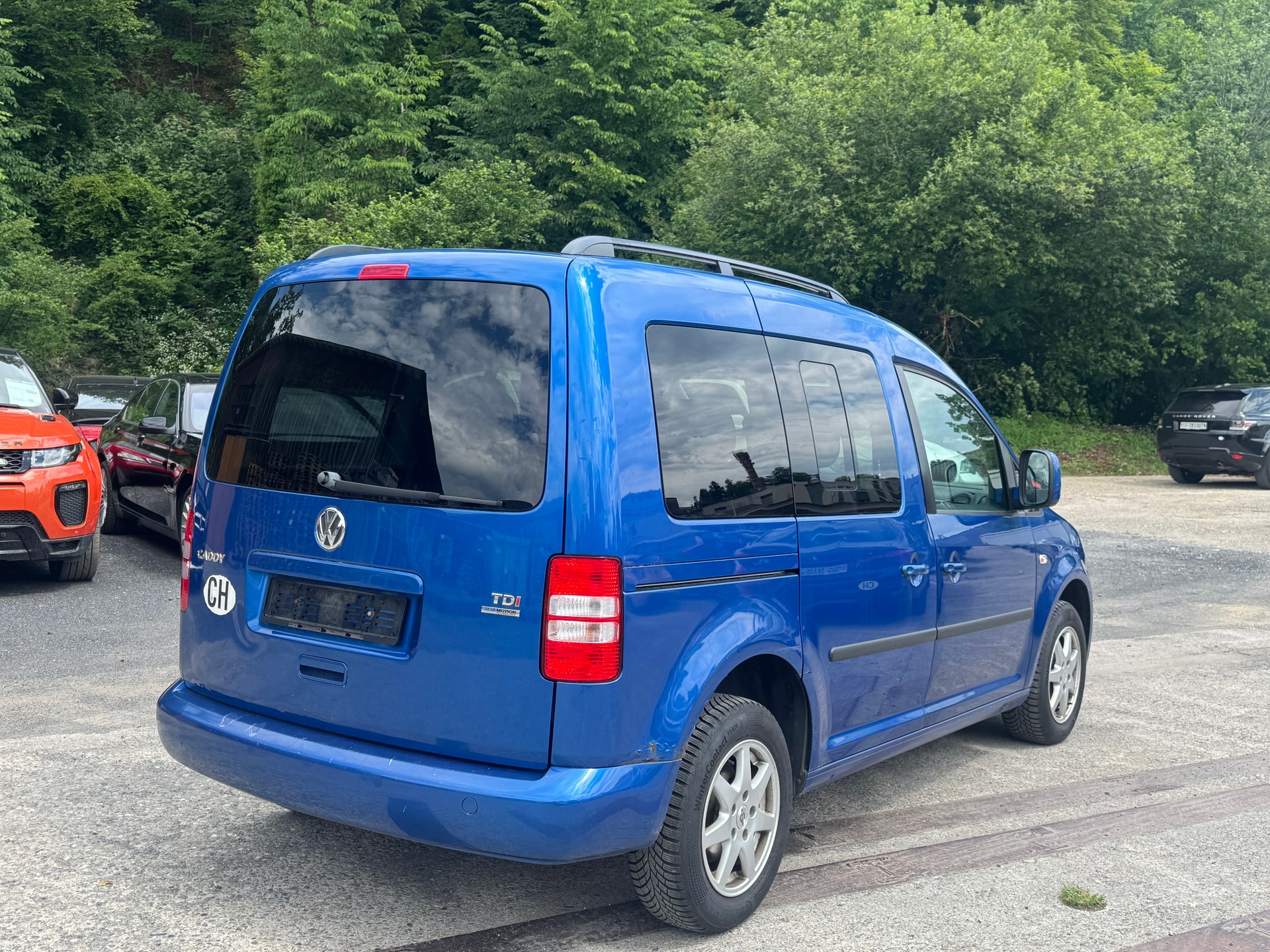 VW Caddy 1.6 TDI Blue Motion Technology Family-image-4
