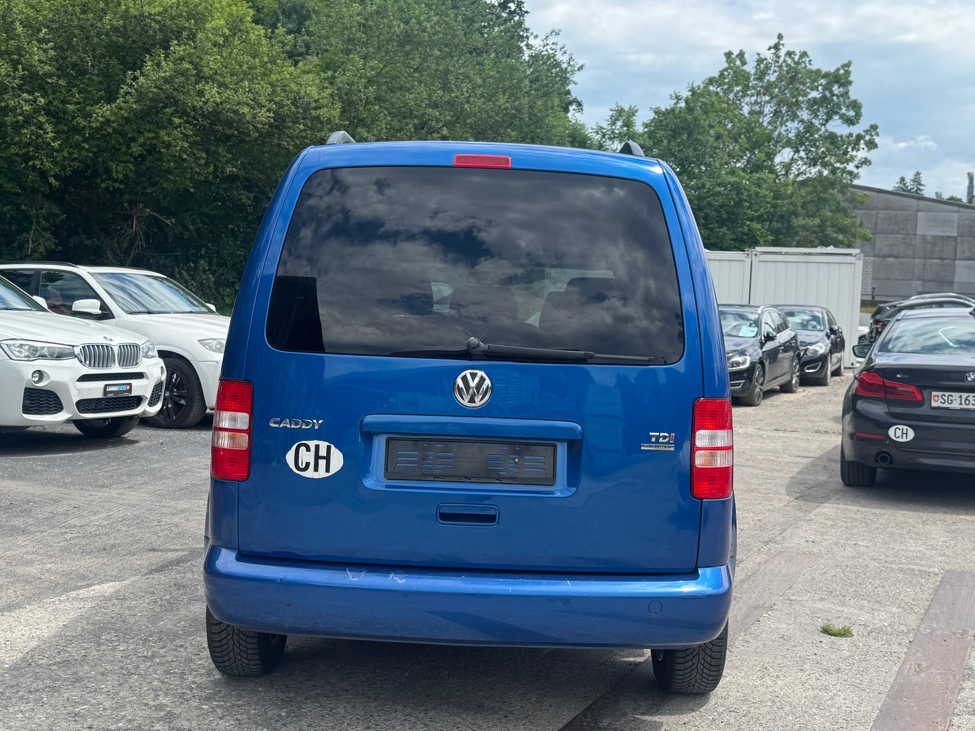 VW Caddy 1.6 TDI Blue Motion Technology Family-image-5