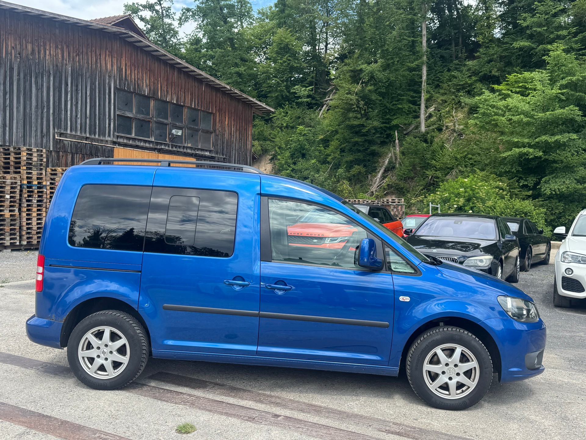 VW Caddy 1.6 TDI Blue Motion Technology Family-image-3