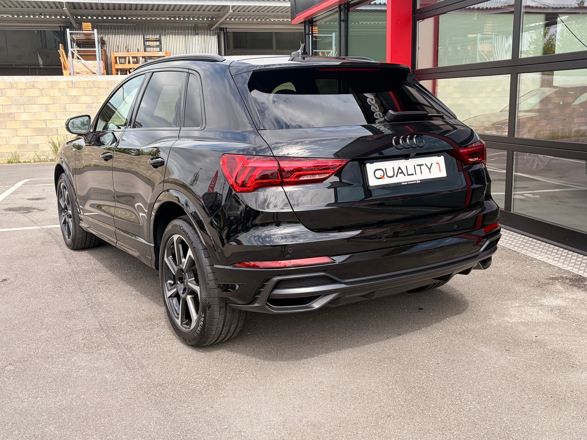 AUDI Q3 35 TFSI S line Attraction S-tronic-image-3