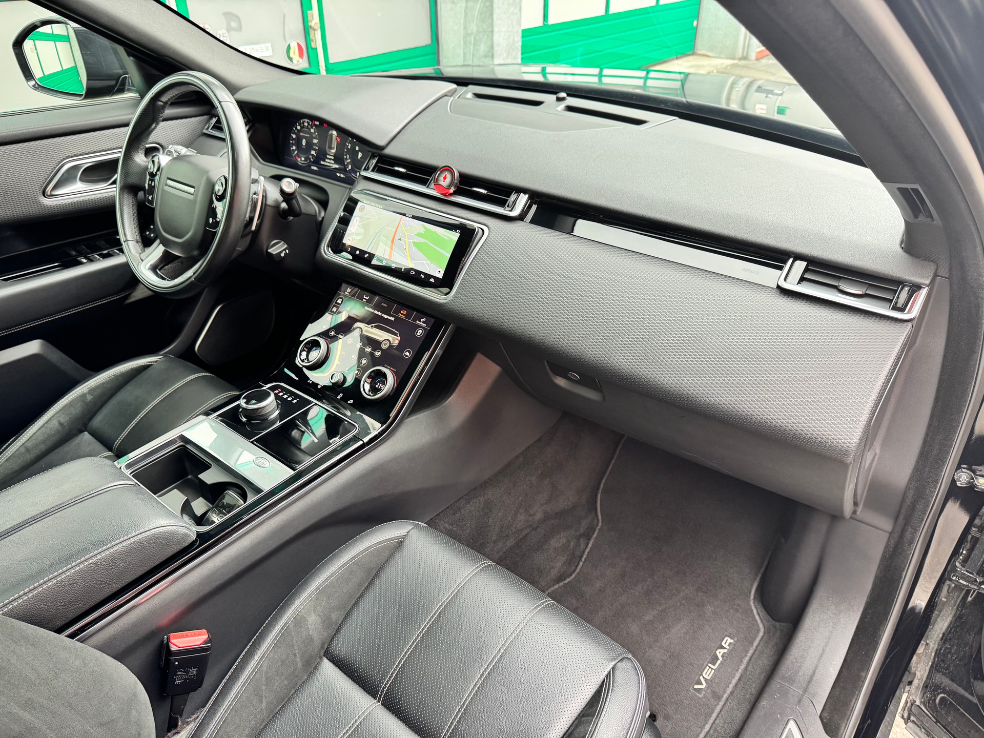 LAND ROVER Range Rover Velar R-Dynamic P 380 S Automatic-image-8