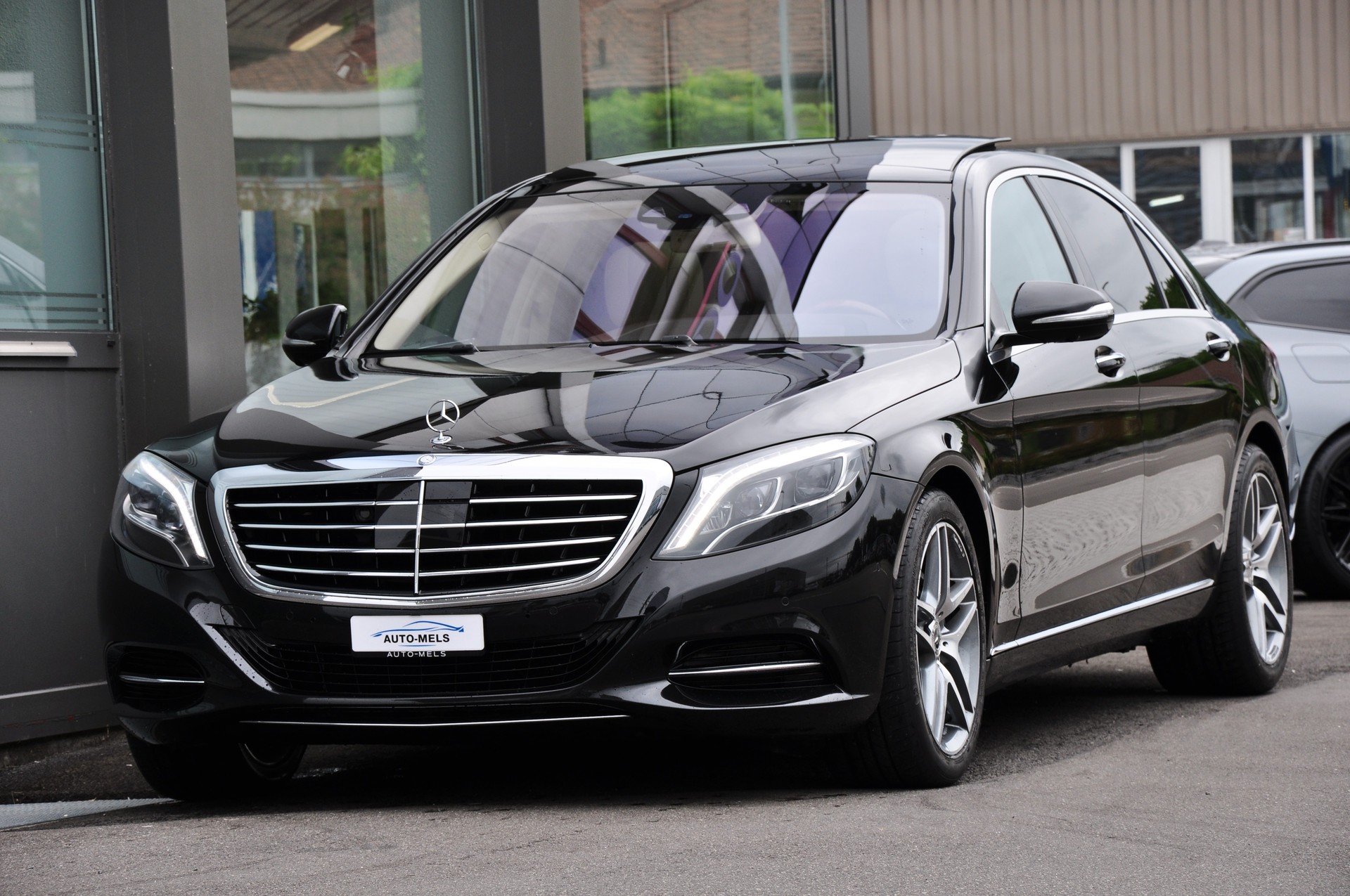 MERCEDES-BENZ S 350 d L 9G-Tronic-showroom-element-3