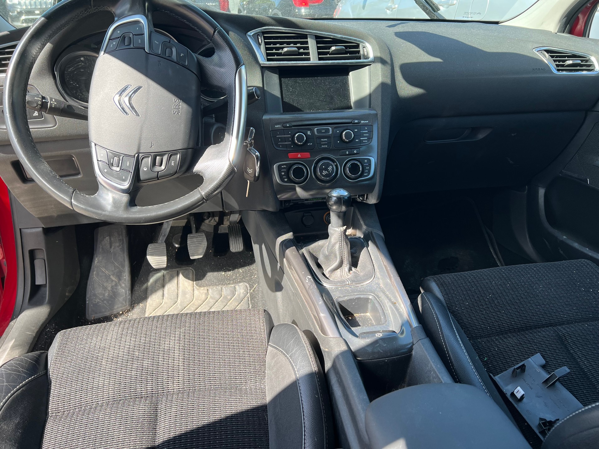 CITROEN C4 Berline 1.6 VTi Exclusive-image-6