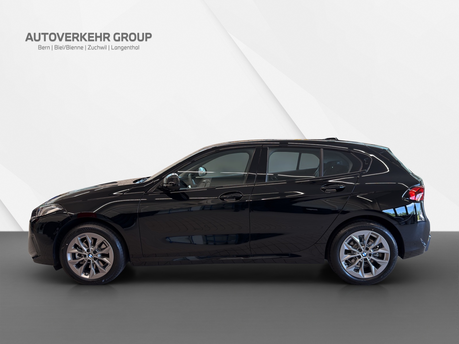 BMW 116 Steptronic-showroom-element-2