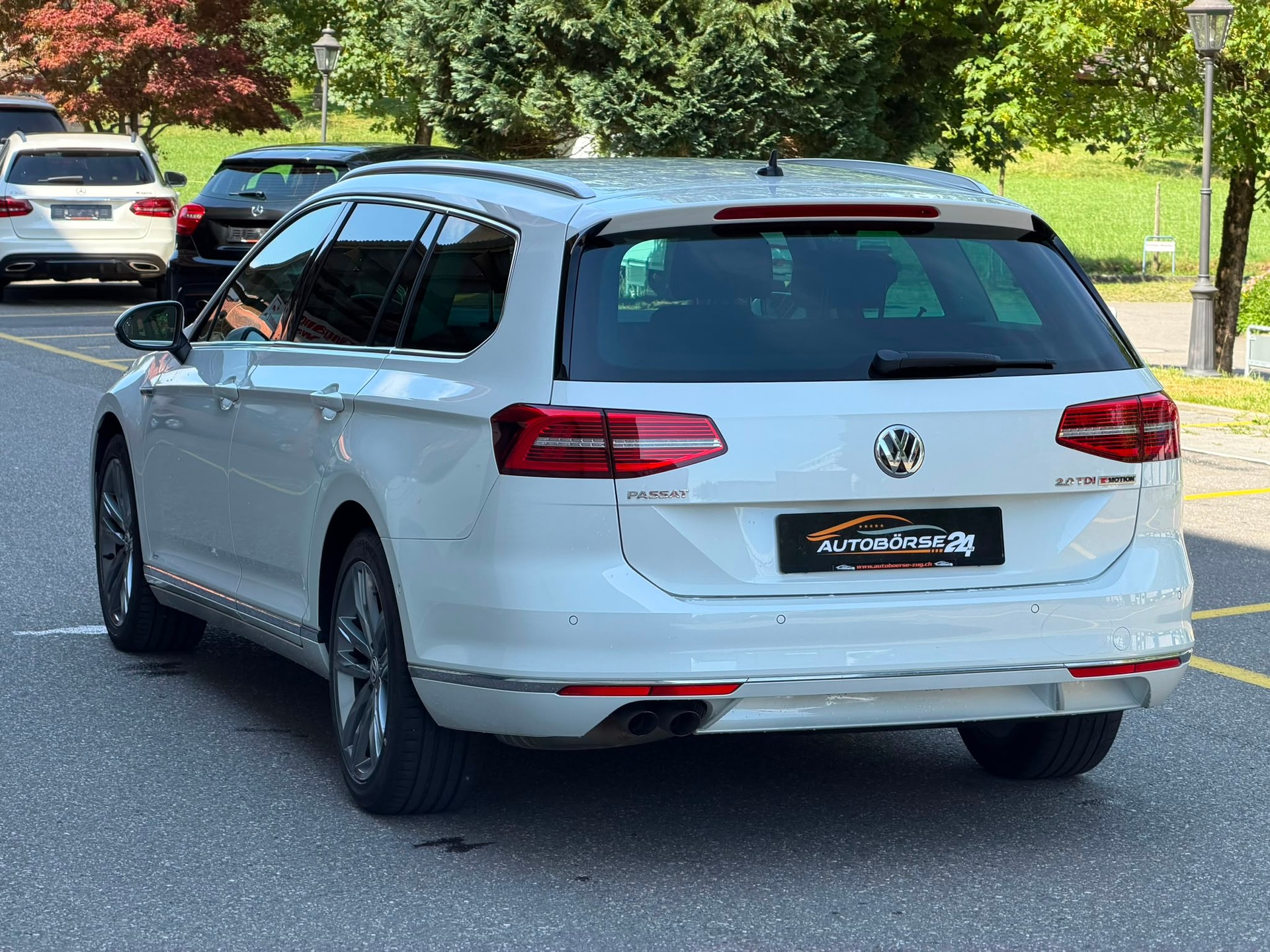 VW Passat Variant 2.0 TDI 190 SCR Highl. DSG 4m-showroom-element-3