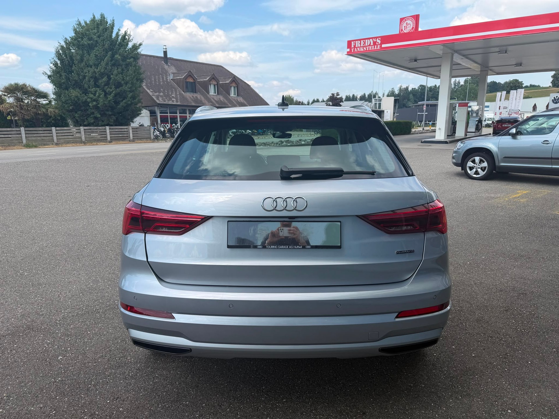 AUDI Q3 40 TFSI advanced quattro S-tronic-showroom-element-3