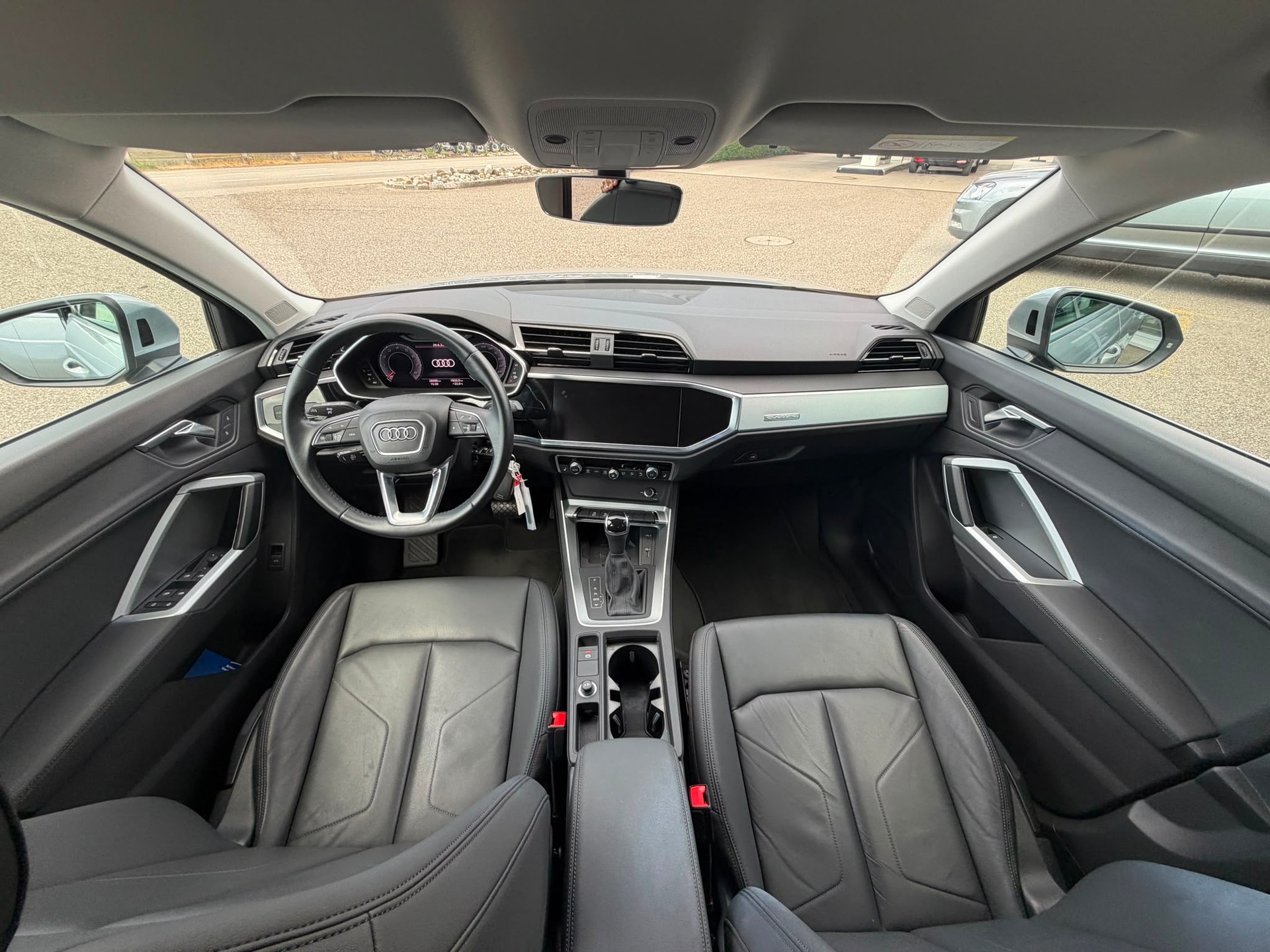 AUDI Q3 40 TFSI advanced quattro S-tronic-image-20