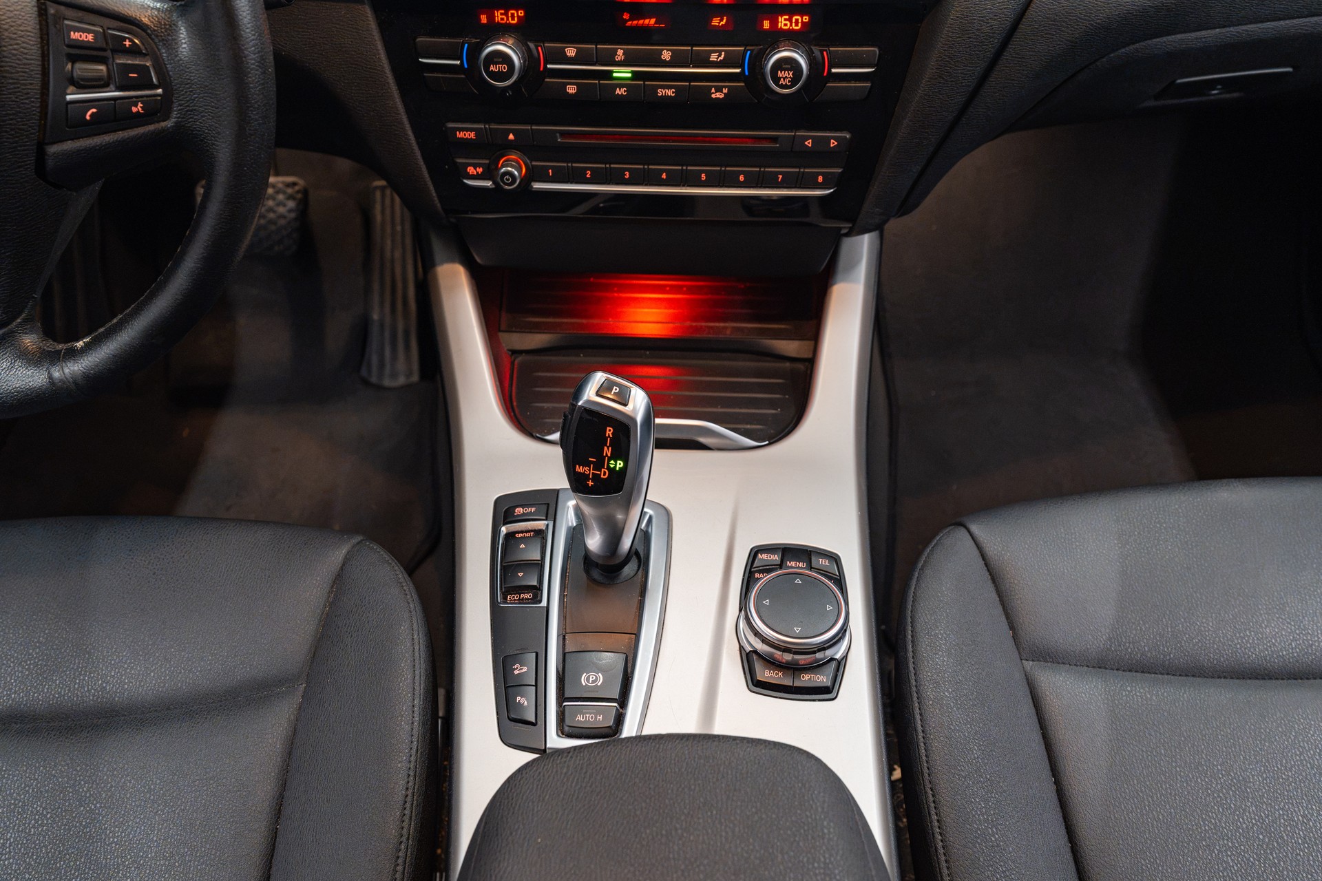 BMW X3 xDrive 20d Steptronic-image-11