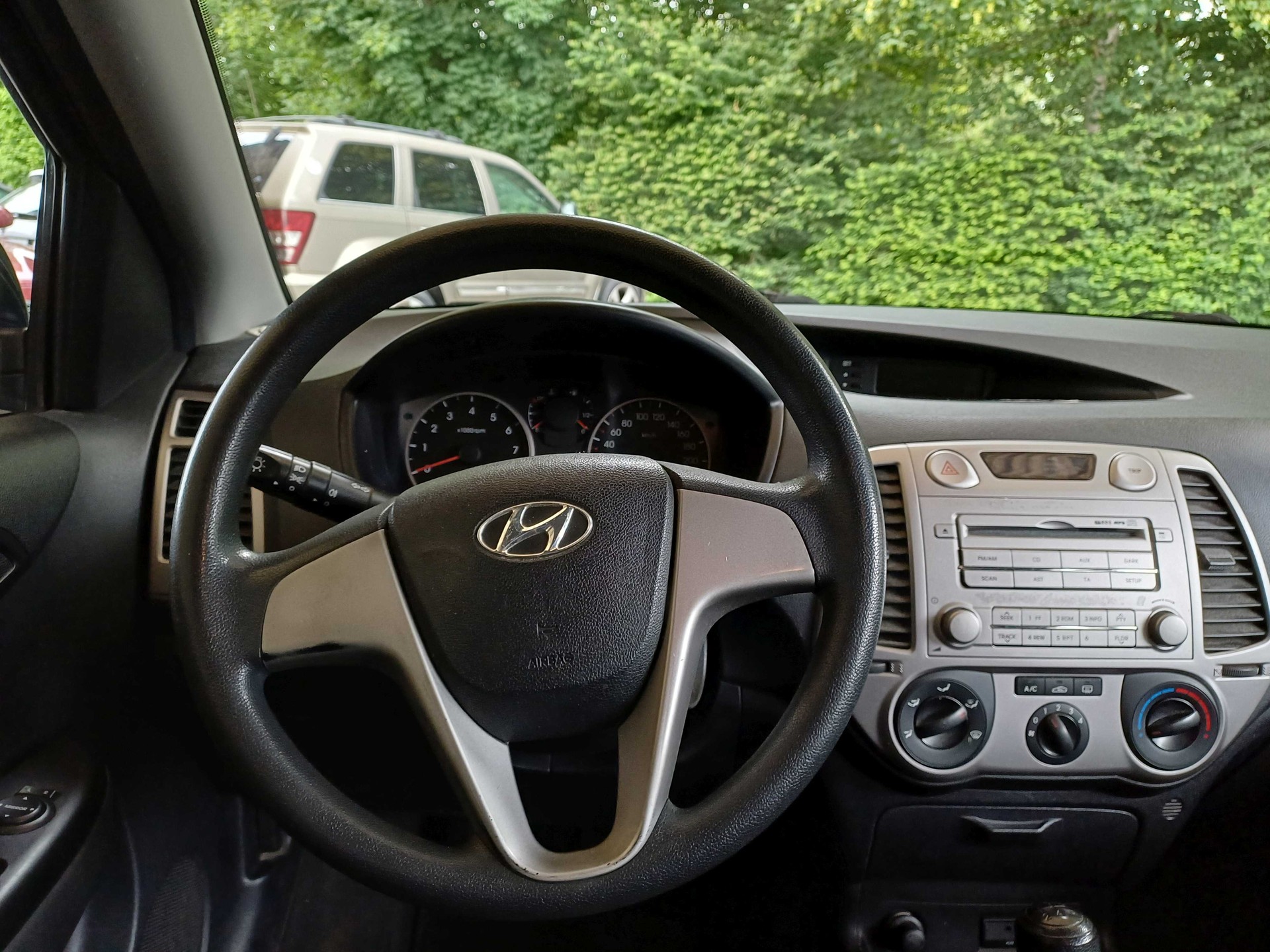 HYUNDAI i20 1.2 Comfort-image-5