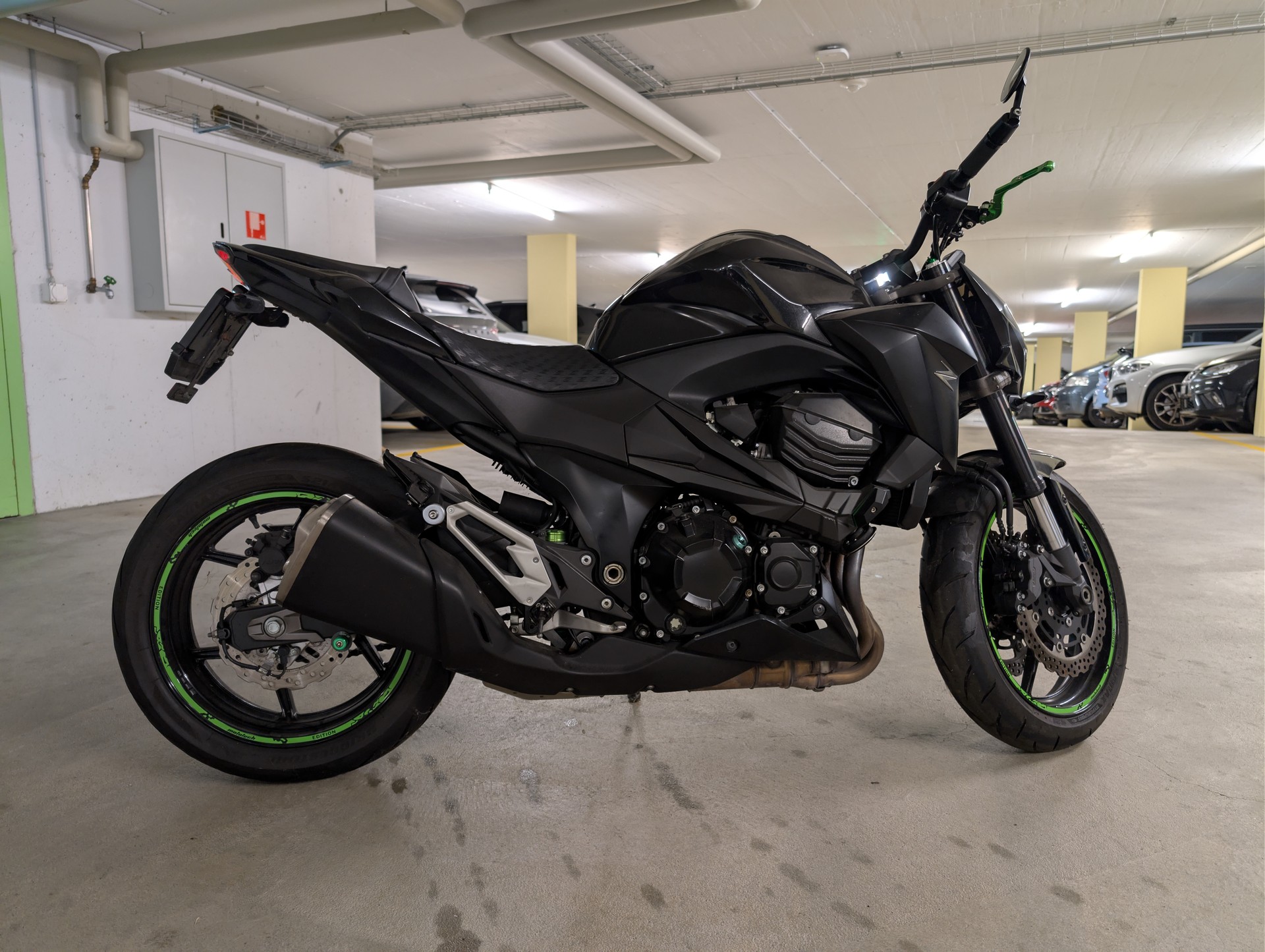KAWASAKI Z 800 ABS-image-1