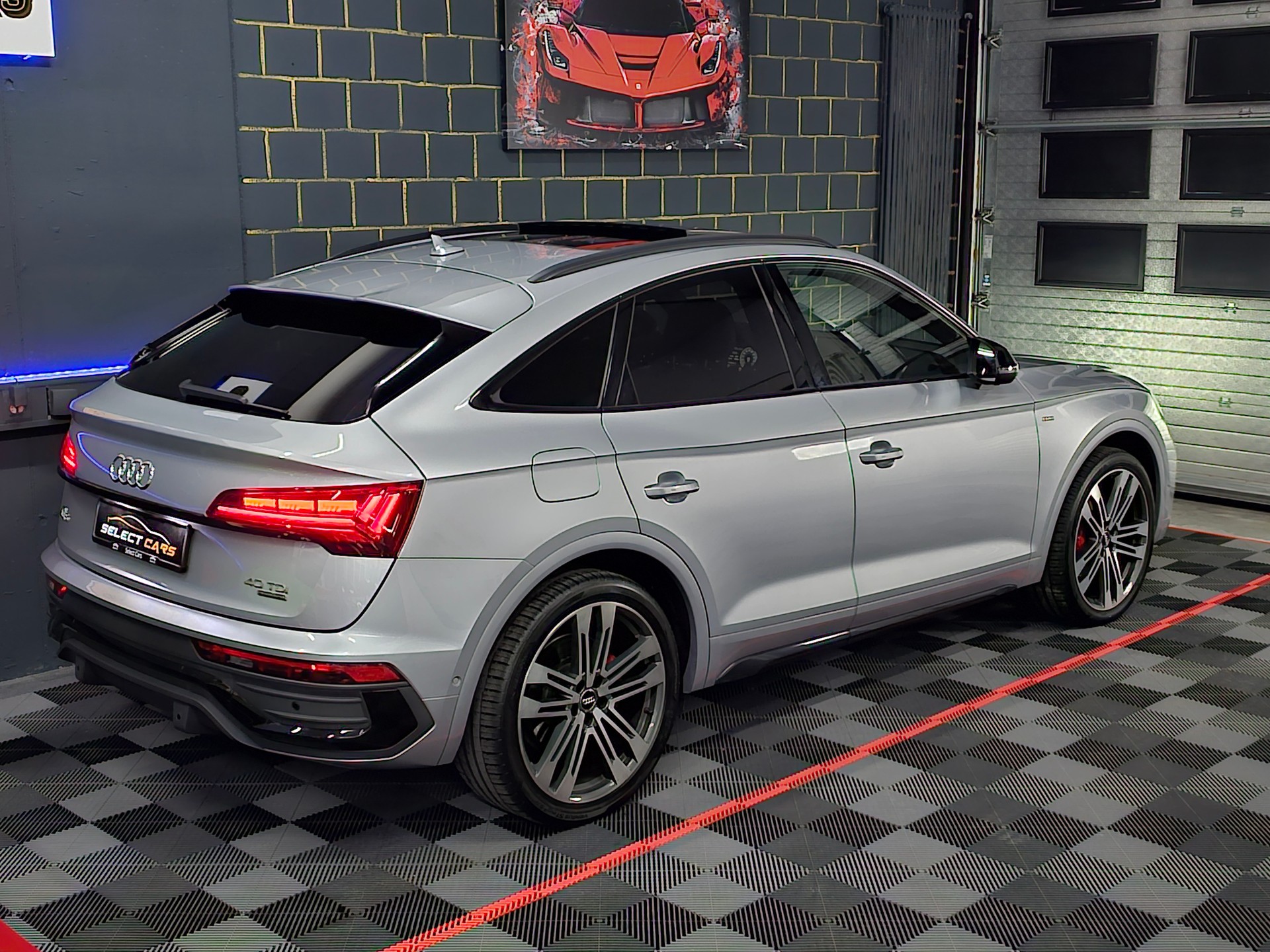 AUDI Q5 Sportback 40 TDI S line quattro S-tronic-image-2