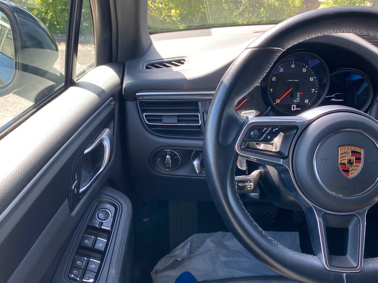 PORSCHE Macan PDK-image-10