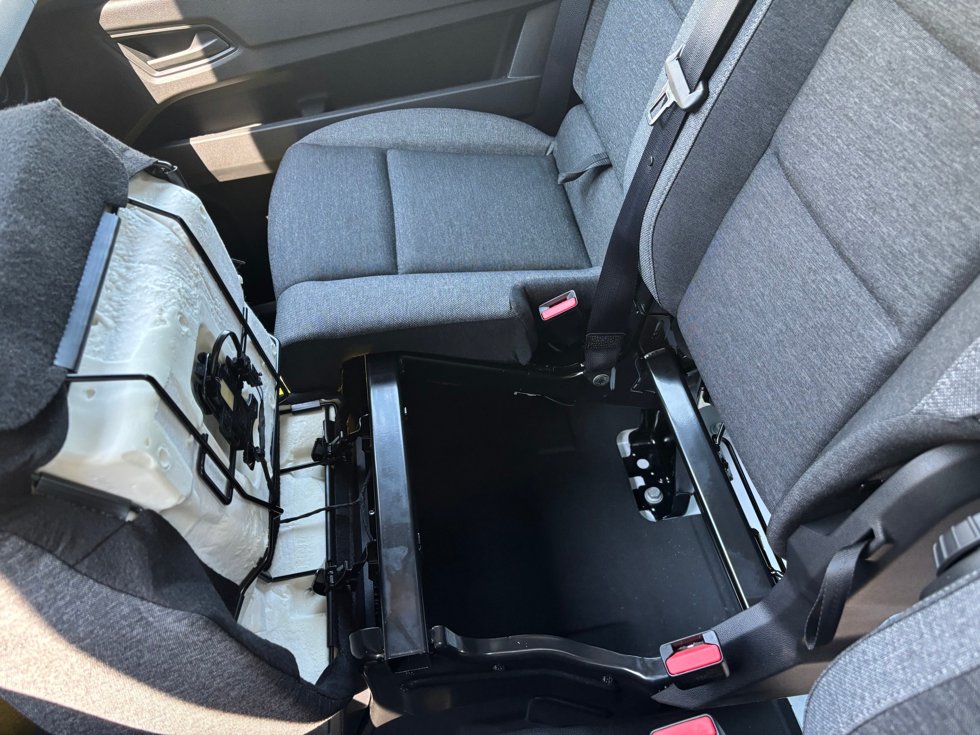 NISSAN Interstar Acenta 150 PS L3H1 9AT-image-9