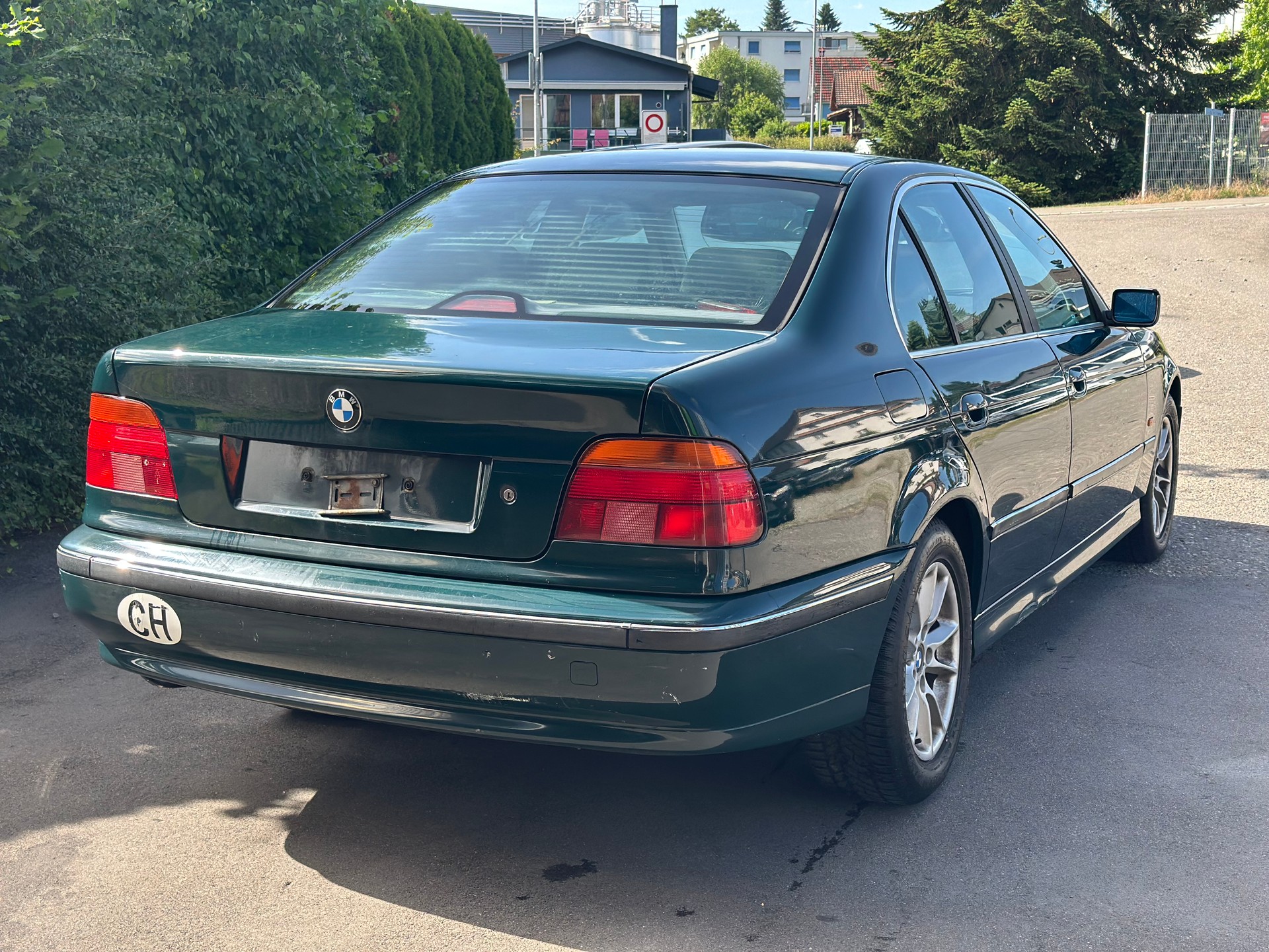 BMW 528i Automat-image-3