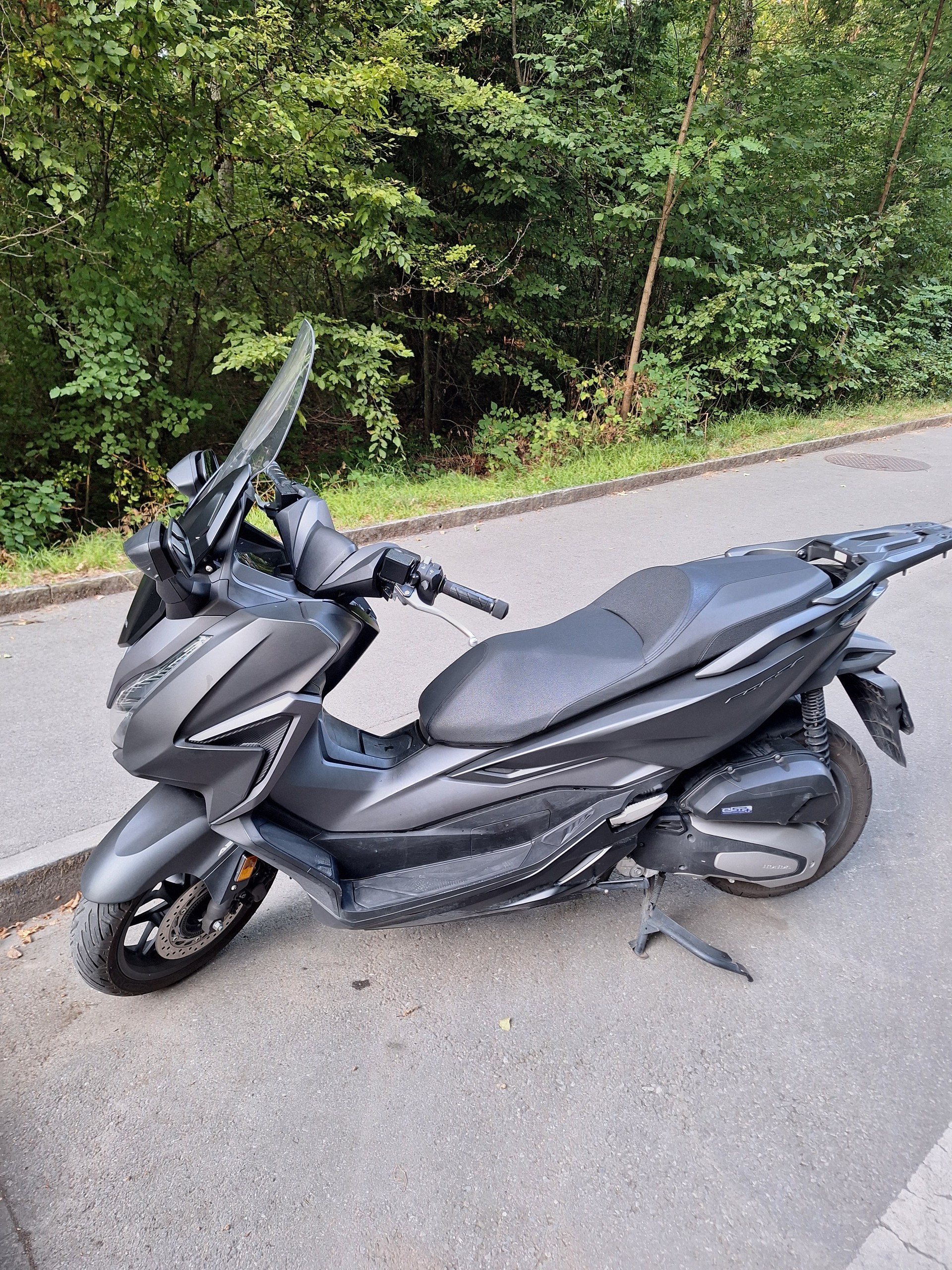 HONDA Nss 125 Forza ABS-image-1
