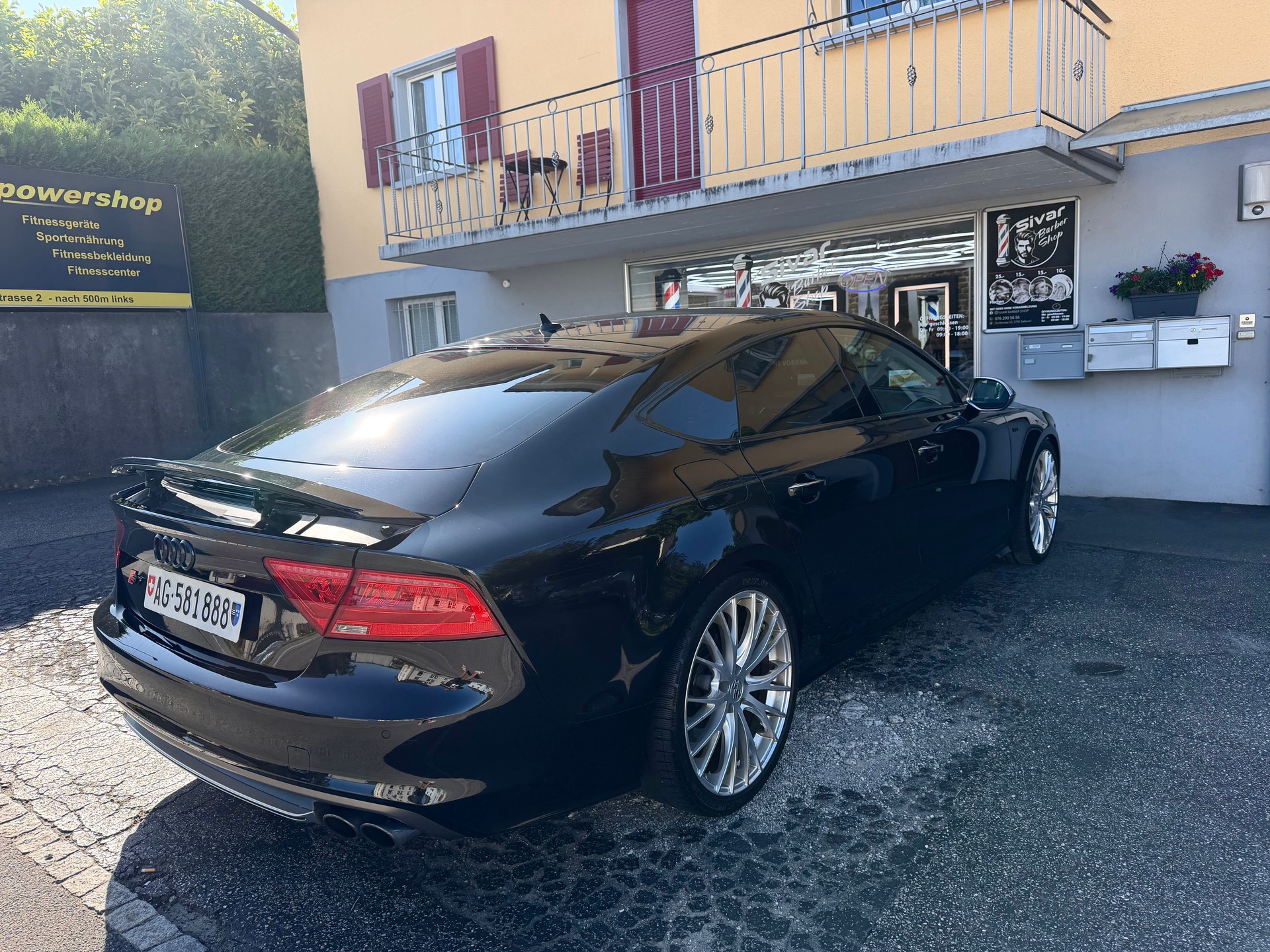 AUDI 4.0 V8 TFSI quattro S-Tronic
