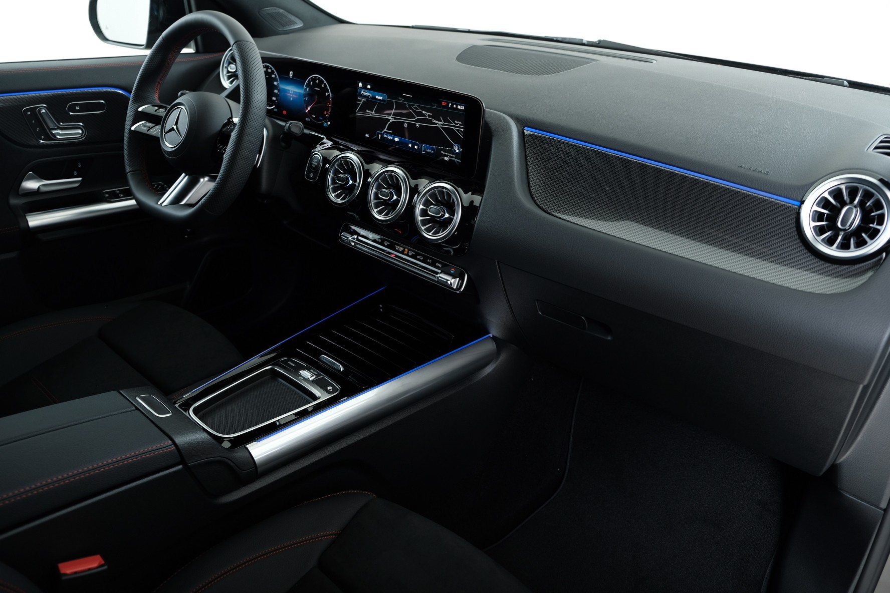 MERCEDES-BENZ GLA 250 4Matic 8G-DCT Swiss Star-image-4