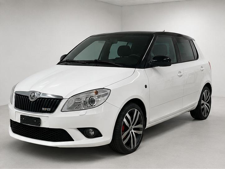 SKODA Fabia 1.4 TSI RS DSG-showroom-element-1