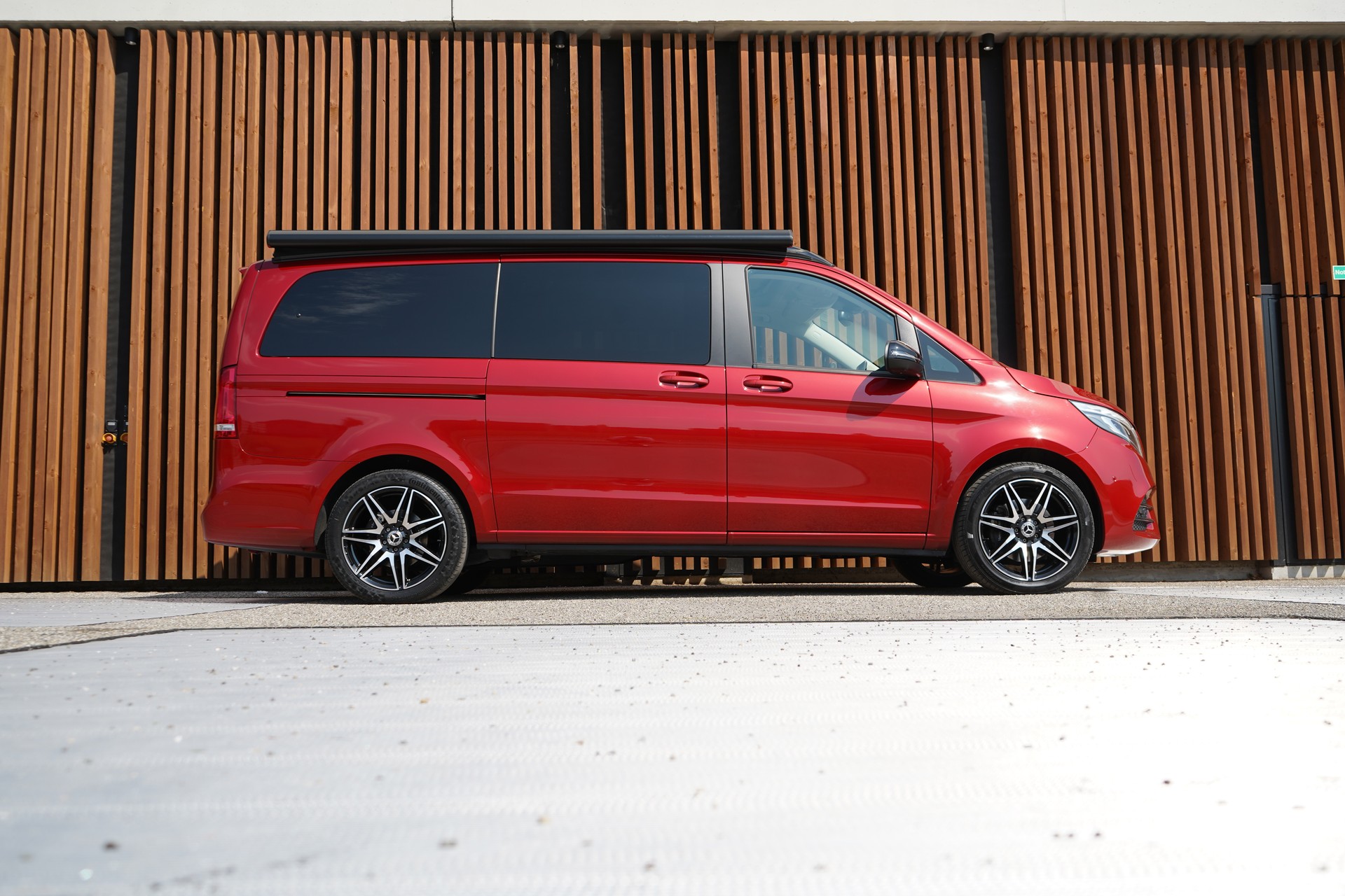 MERCEDES-BENZ MARCO POLO 250 D 4MATIC AUTOMAT AMG LINE BLACK PLUS l 190 PS