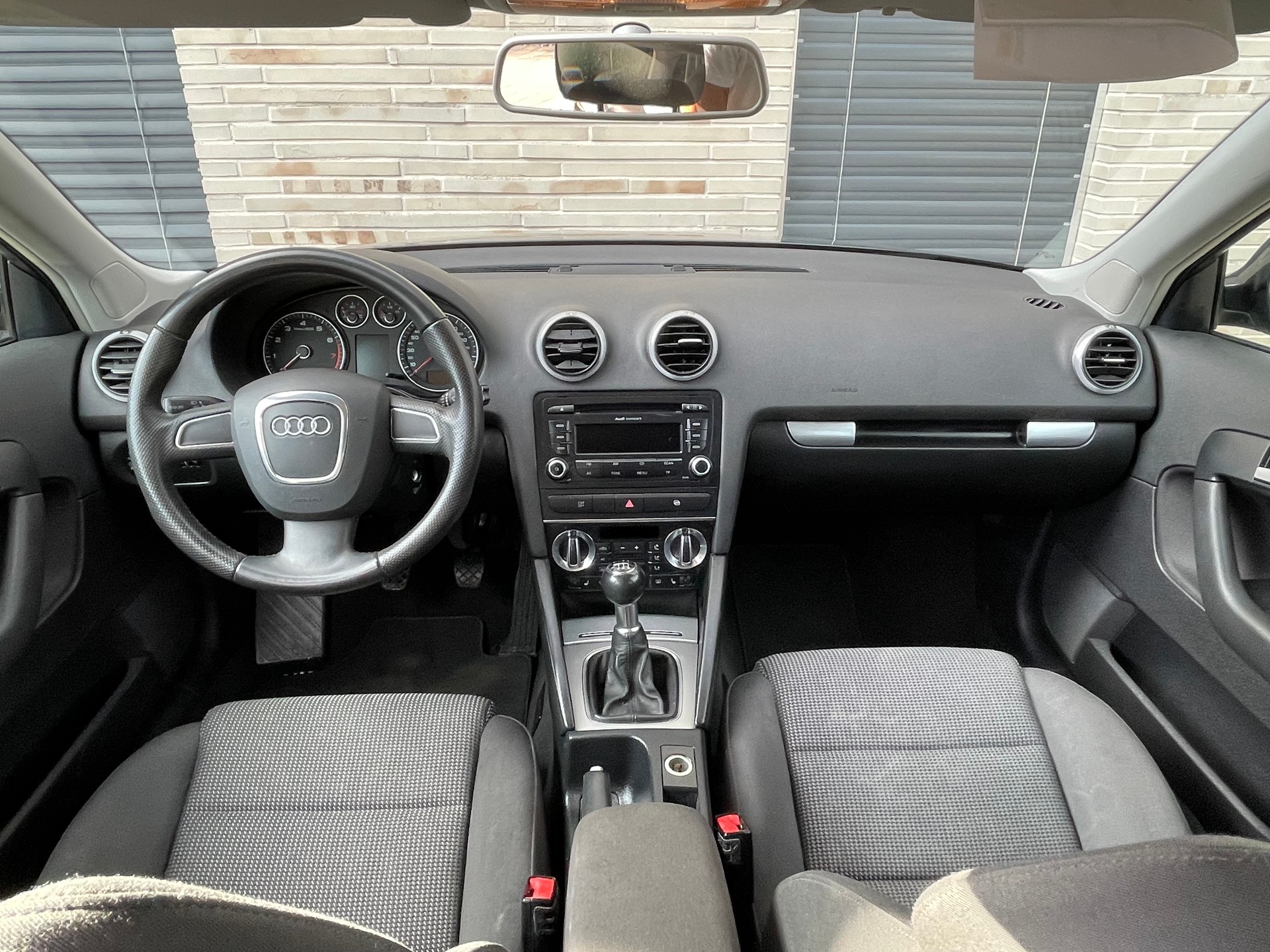 AUDI Audi A3 1.8 TFSI Sportback-image-15