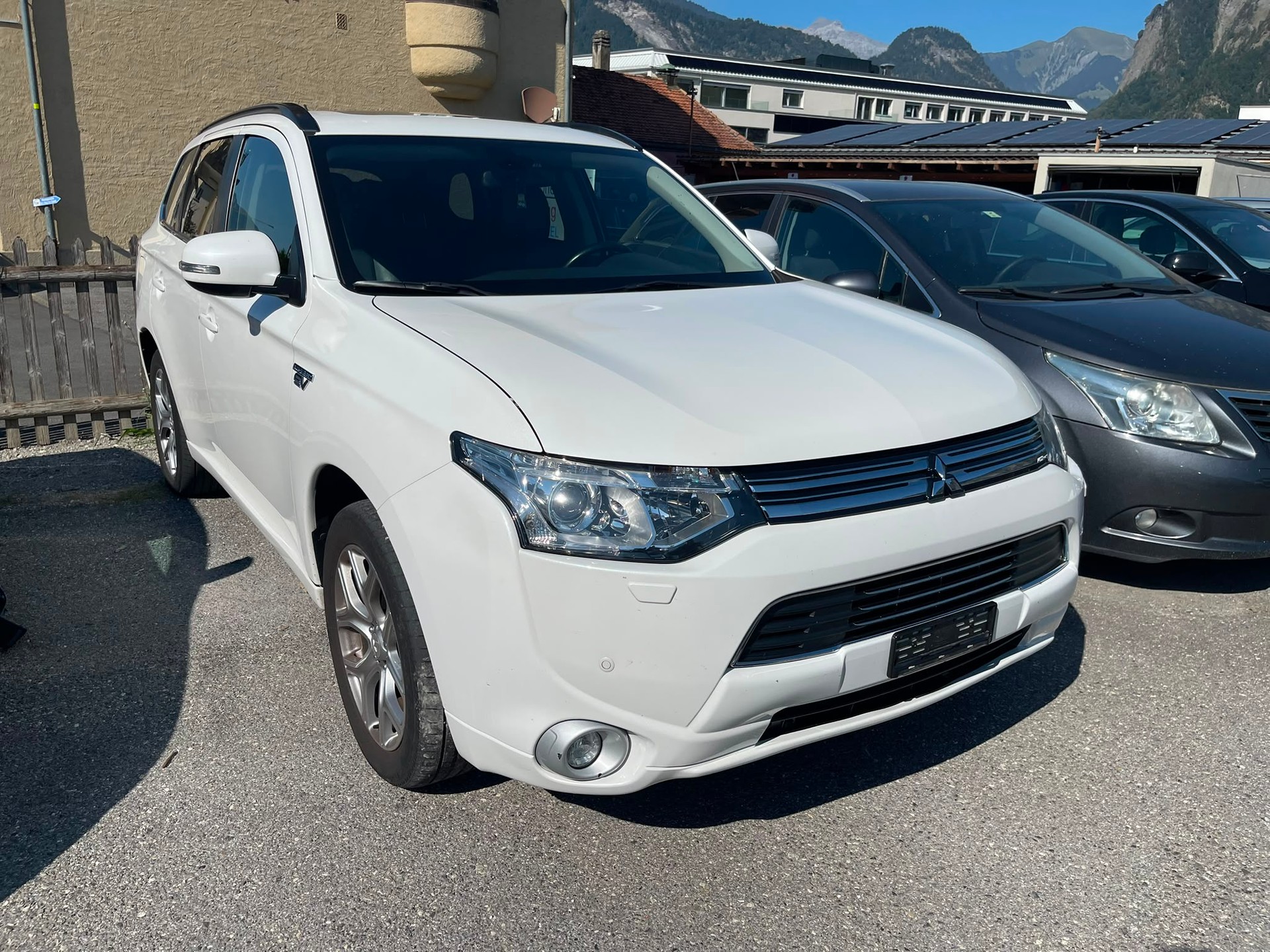 MITSUBISHI Outlander 2.0 PHEV