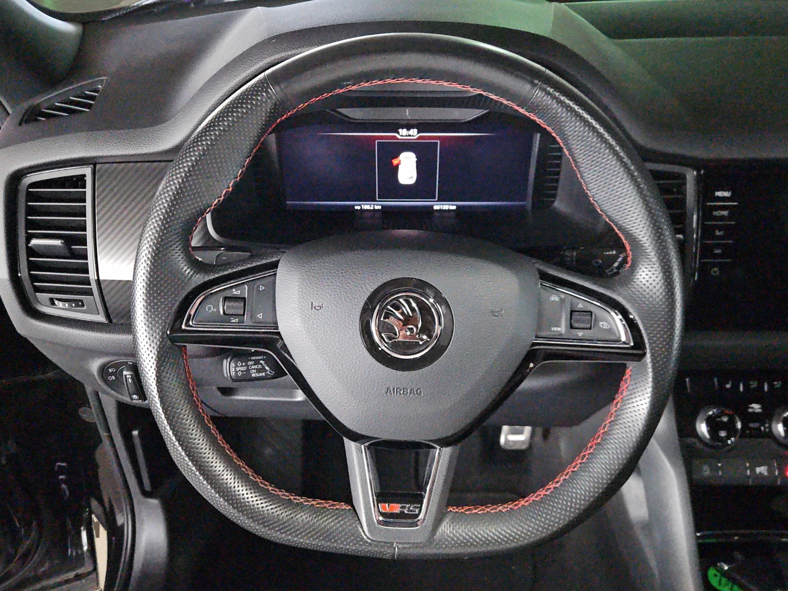 SKODA Kodiaq 2.0 Bi-TDI SCR RS 4x4 DSG-image-11
