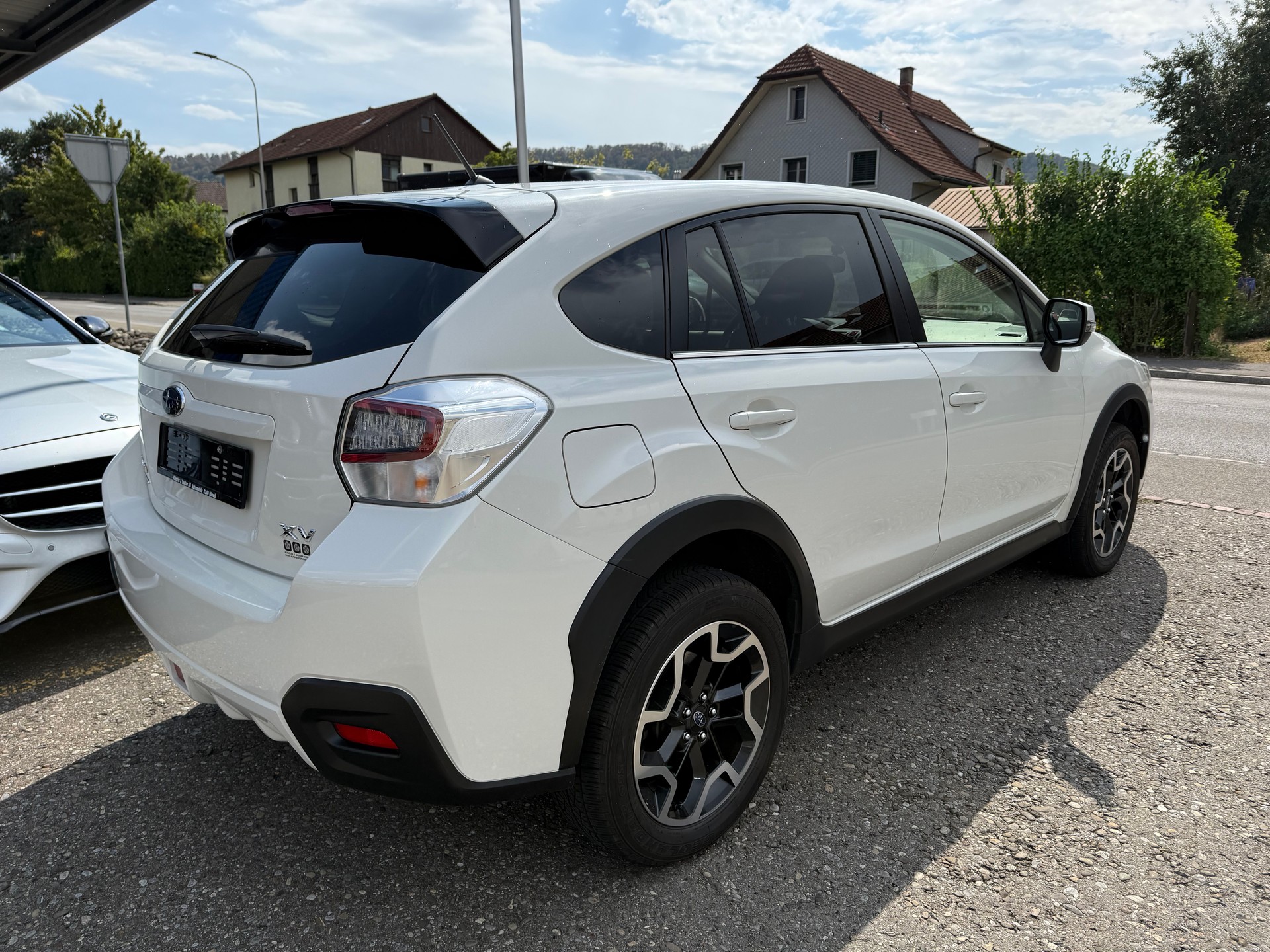 SUBARU XV 2.0 Swiss Two AWD CVT-image-5