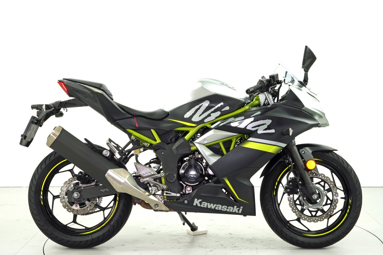 KAWASAKI Ninja 125 ABS-image-3