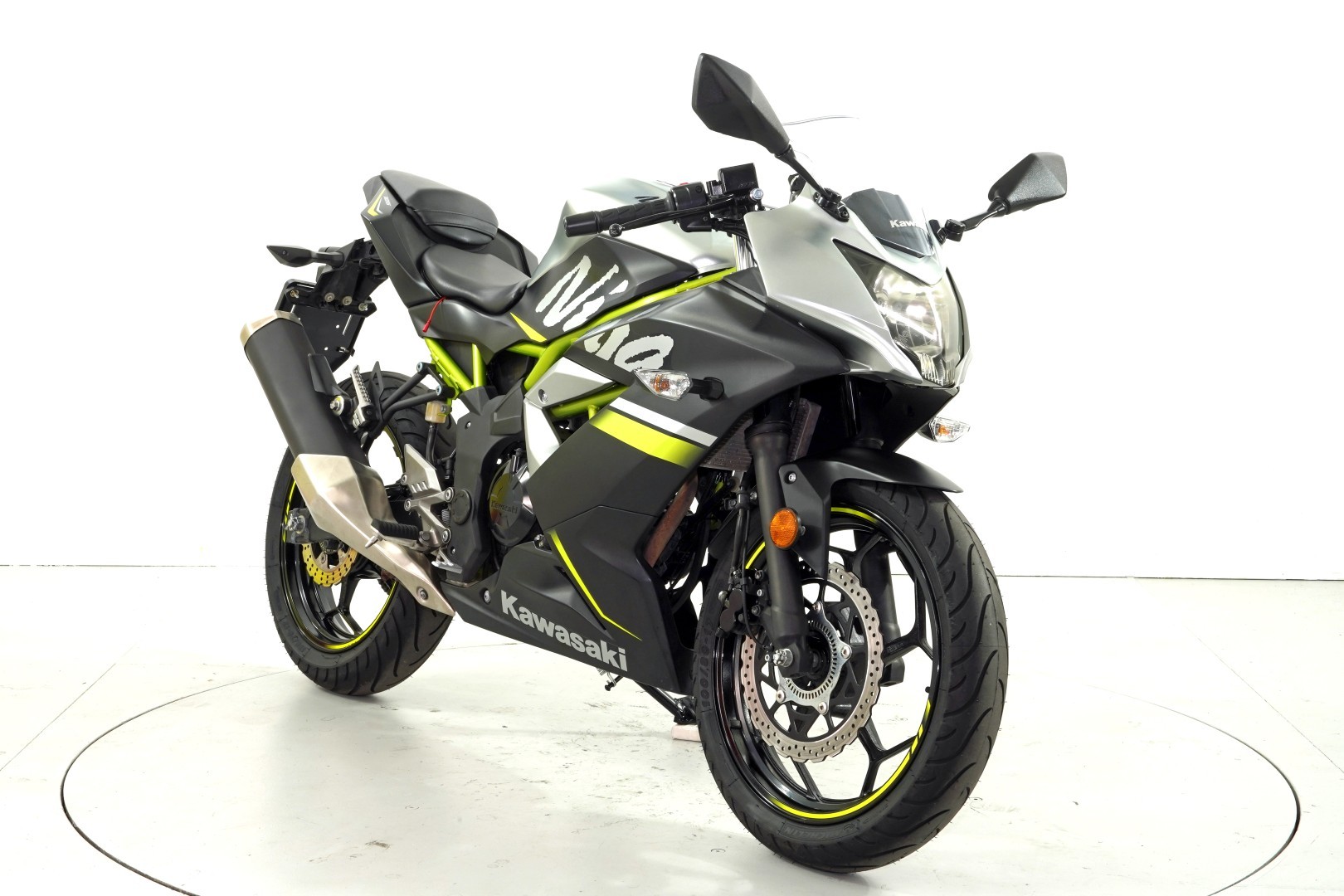 KAWASAKI Ninja 125 ABS-image-1