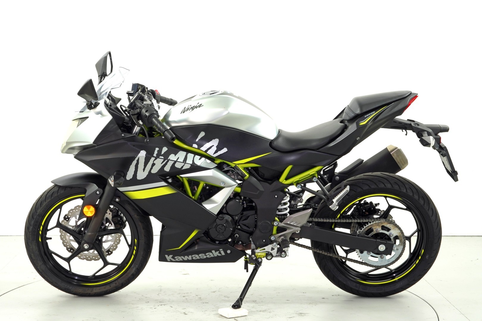KAWASAKI Ninja 125 ABS-image-4