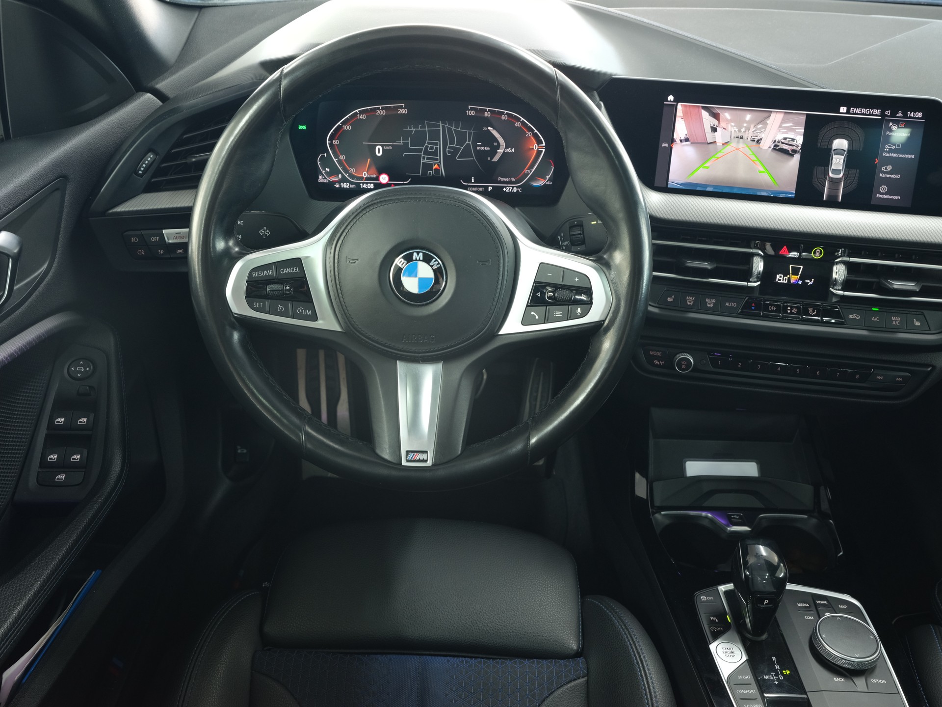 BMW 220d xDrive M Sport Steptronic *Panorama* *M-Sport* *Rückfahrkamera-image-17