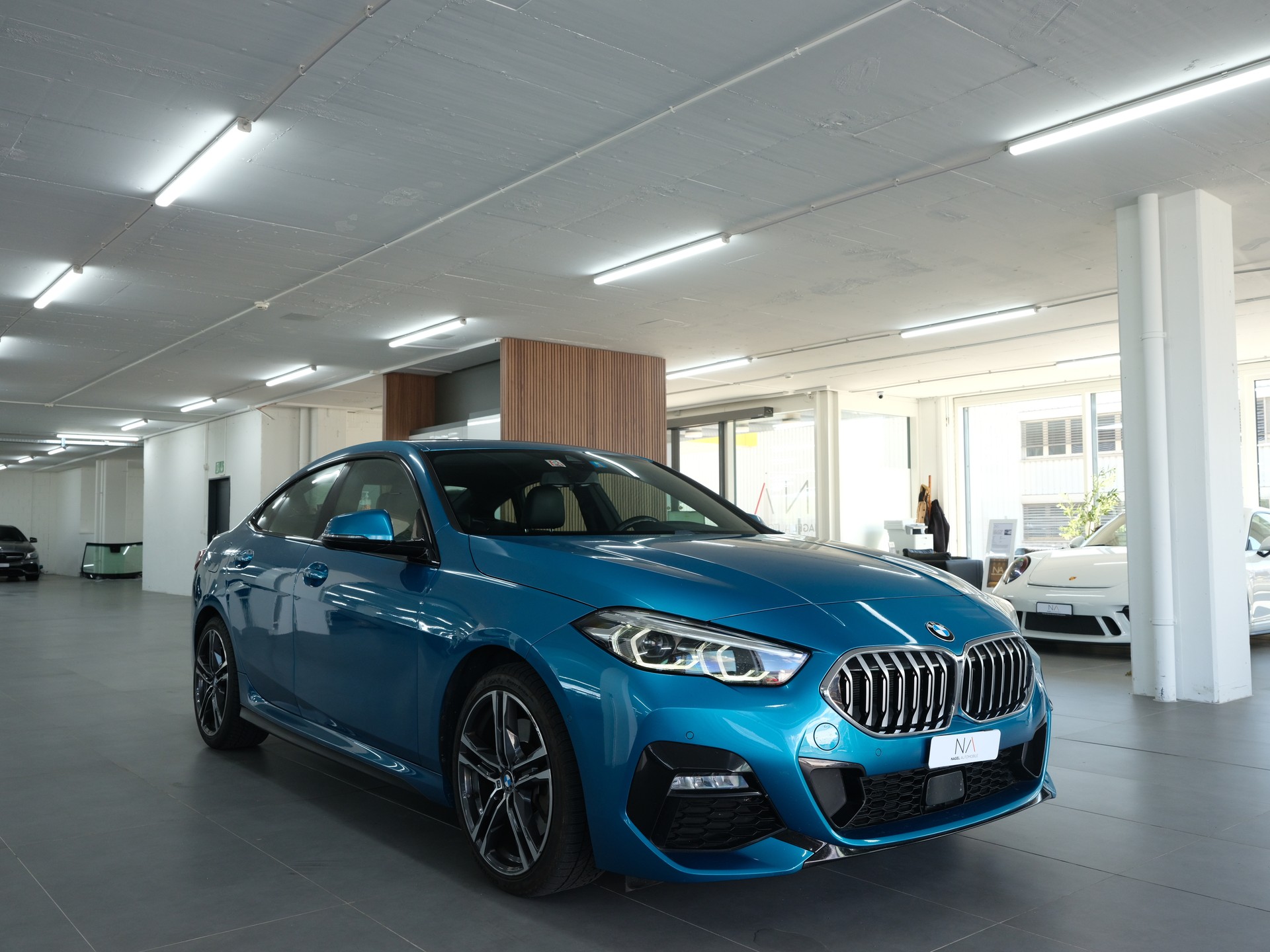 BMW 220d xDrive M Sport Steptronic *Panorama* *M-Sport* *Rückfahrkamera-showroom-element-1
