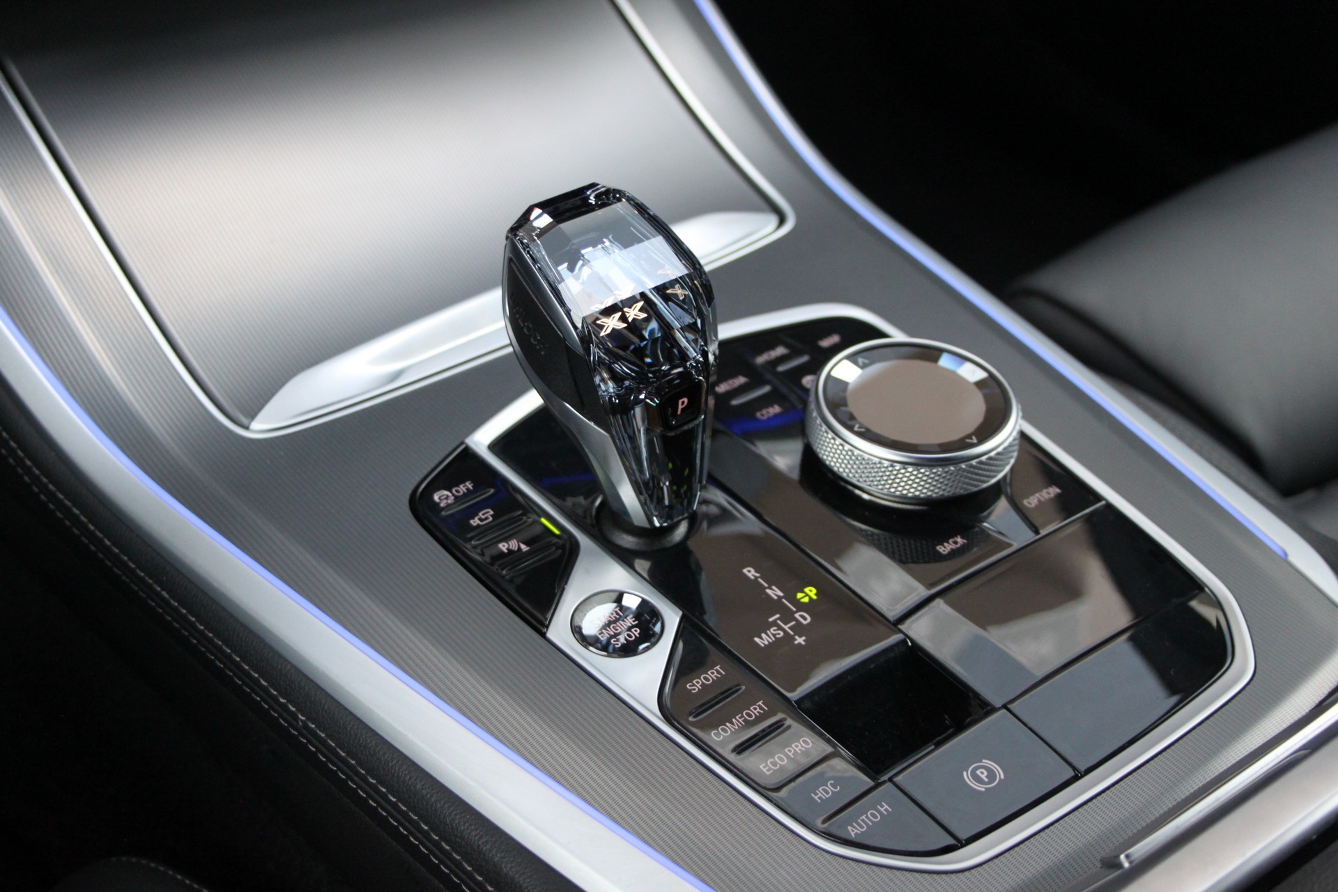 BMW X5 xDrive 48V 40d M Sport Steptronic-image-19
