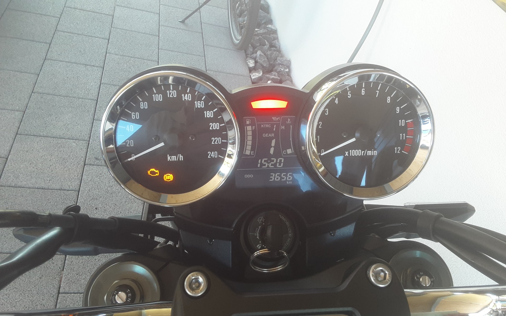 KAWASAKI Z 900 RS-image-2