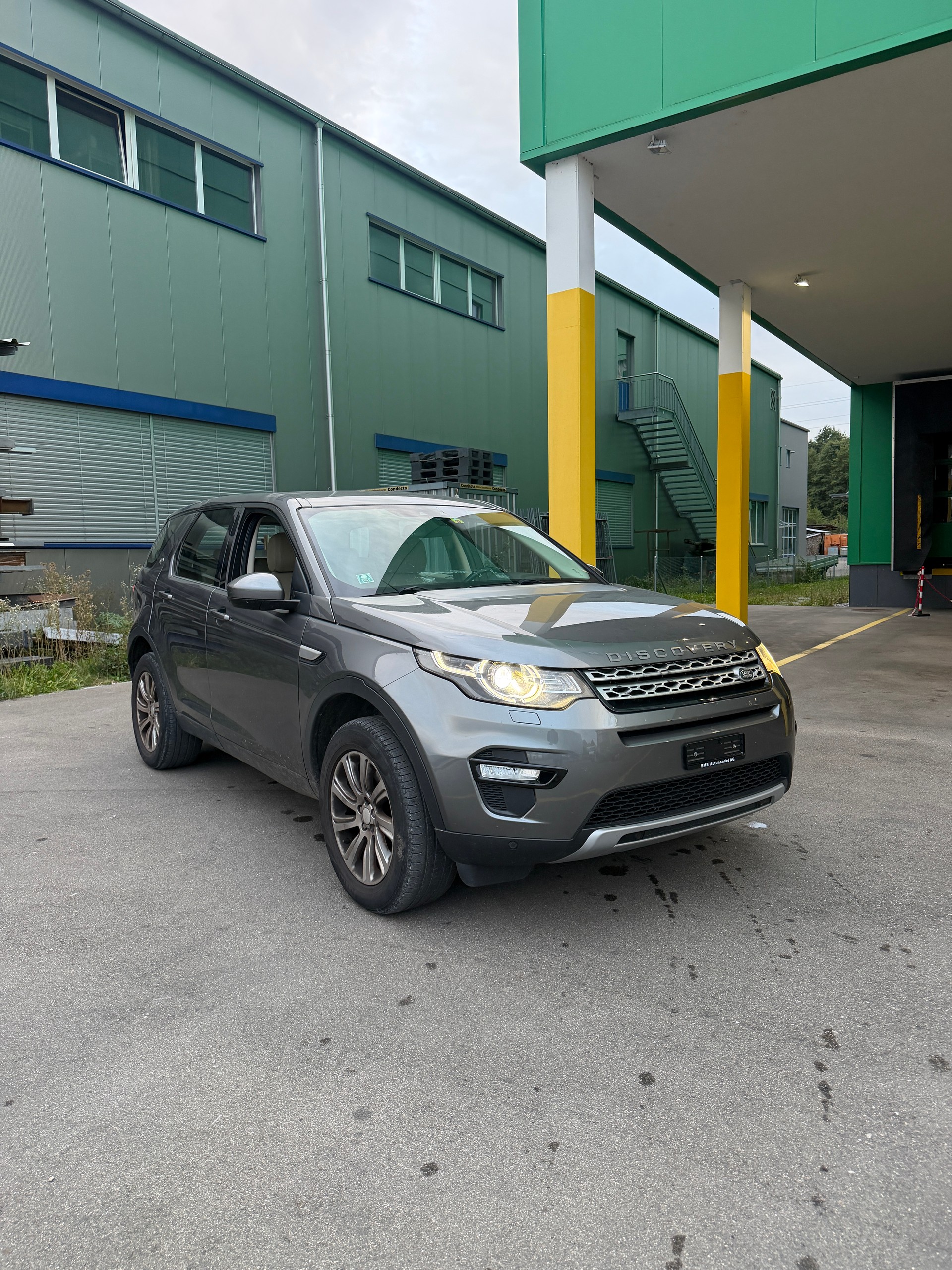 LAND ROVER Discovery Sport 2.0 TD4 HSE AT9