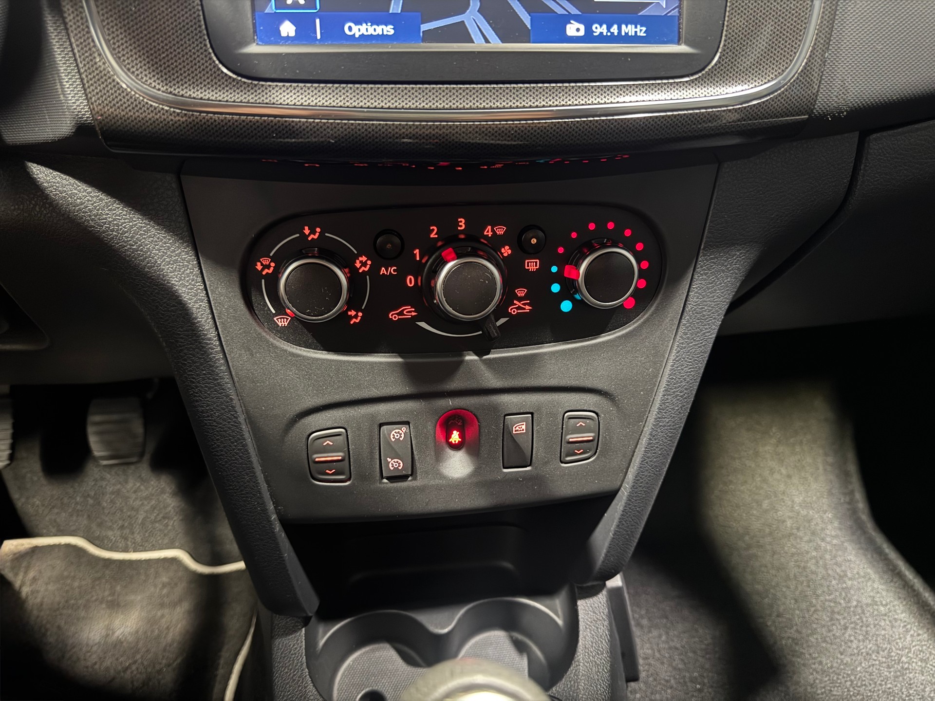 DACIA Logan MCV 0.9 Stepway (21)-image-14