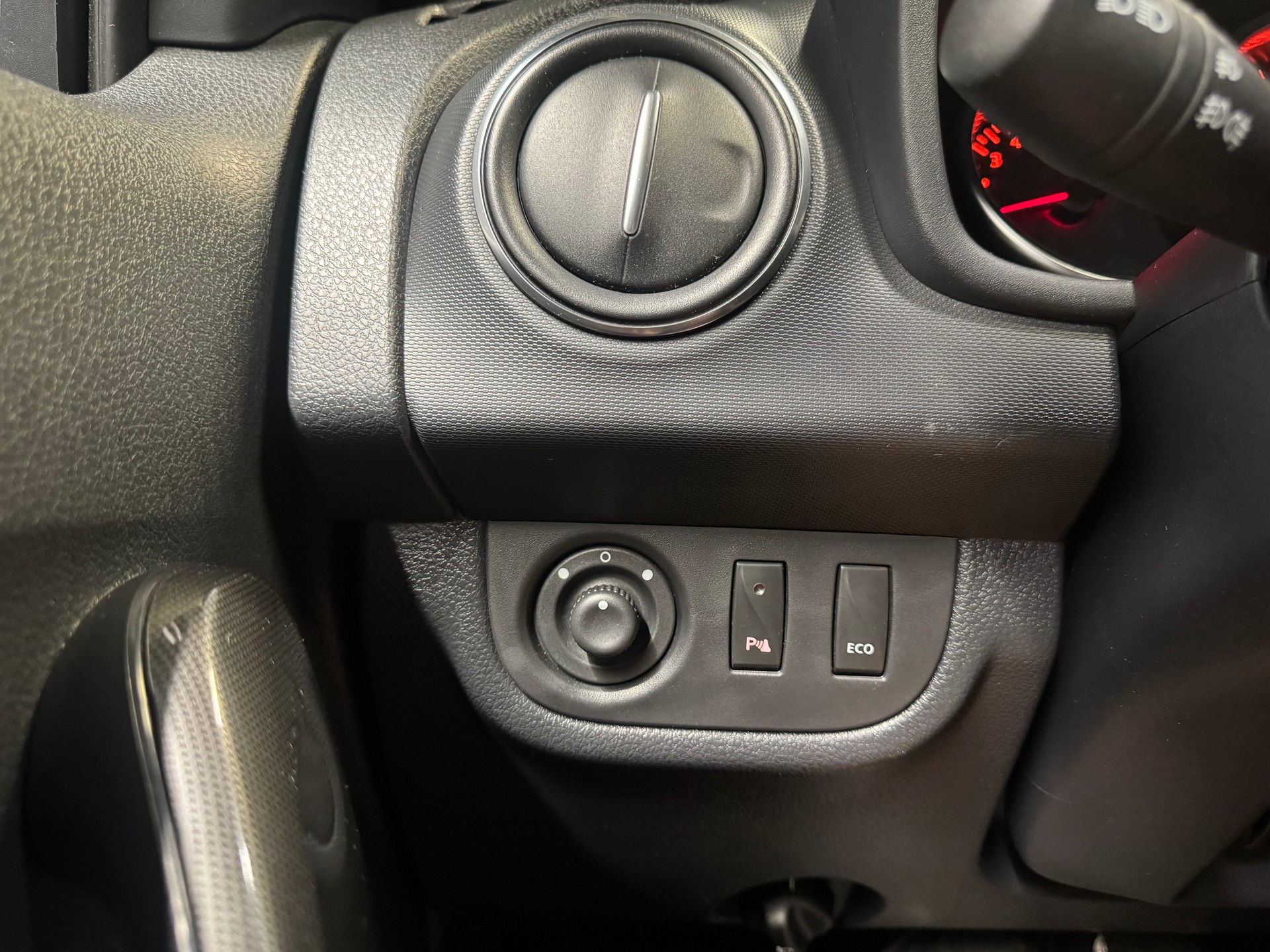 DACIA Logan MCV 0.9 Stepway (21)-image-15