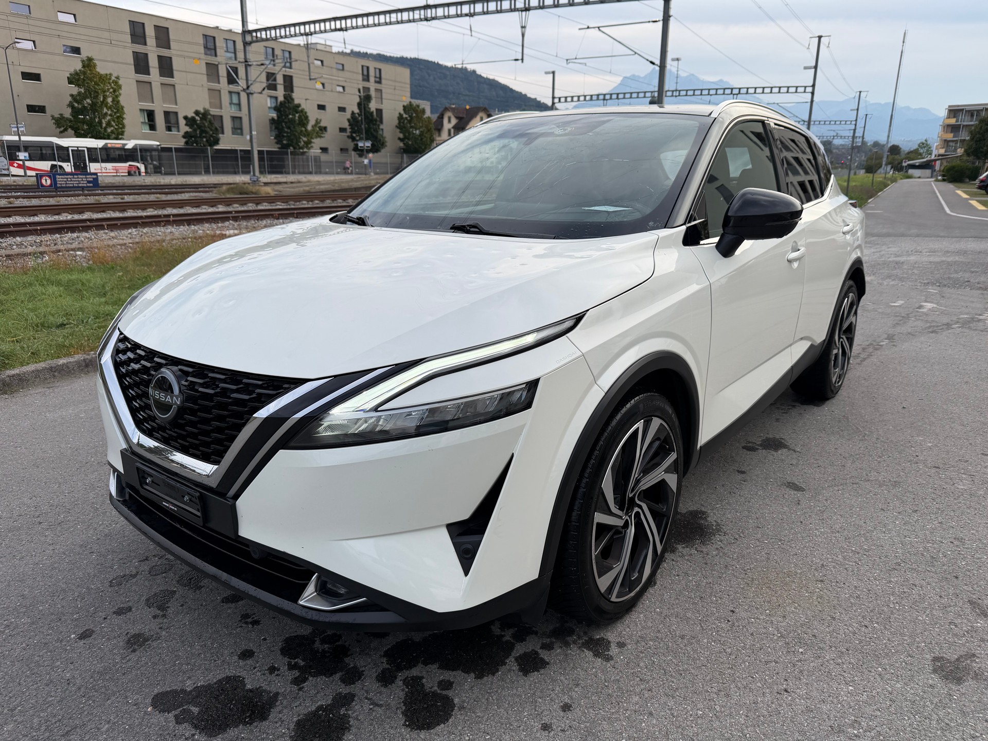 NISSAN Qashqai 1.3 DIG-T MHEV Tekna Xtronic 4x4