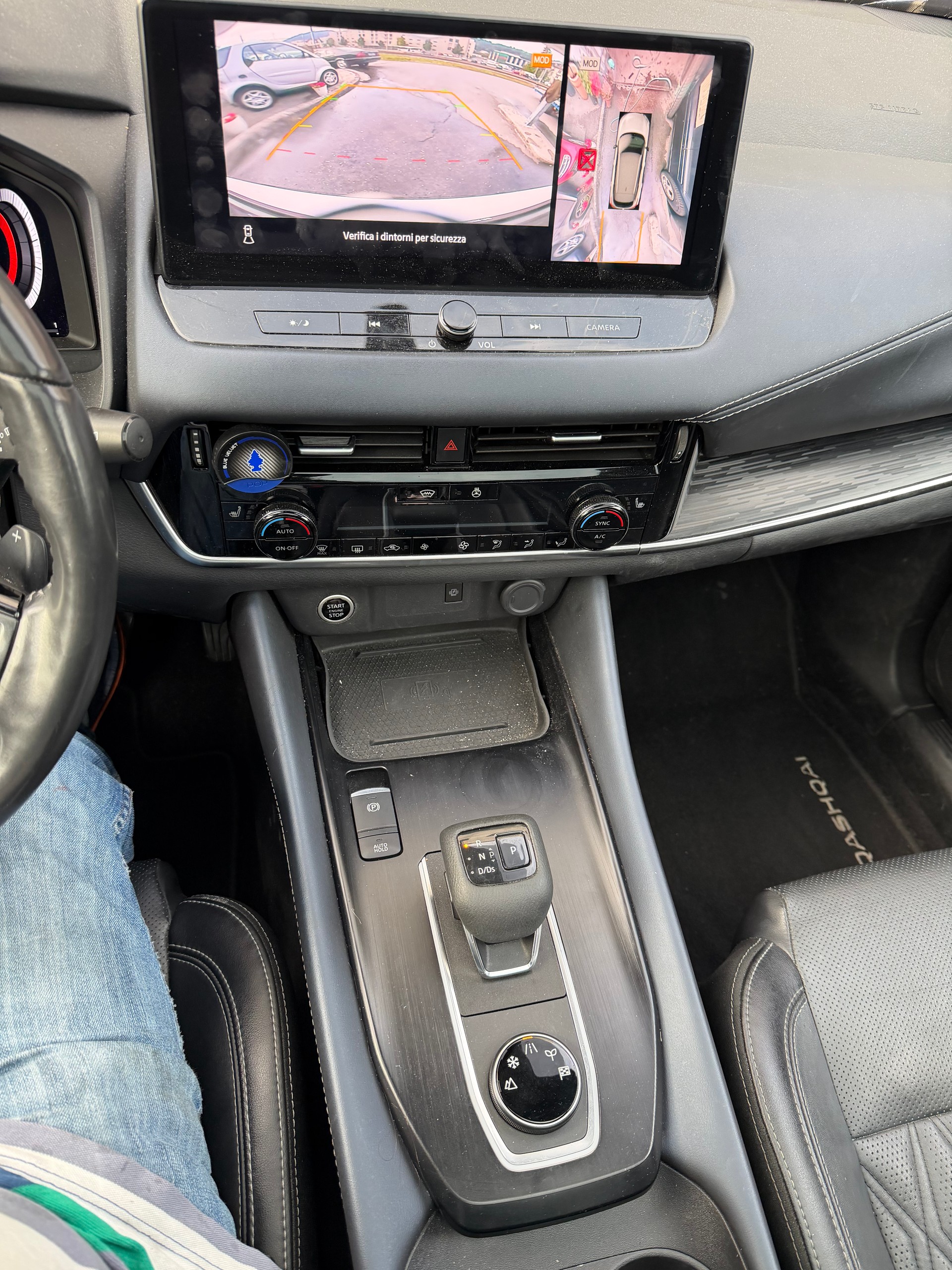 NISSAN Qashqai 1.3 DIG-T MHEV Tekna Xtronic 4x4-image-13