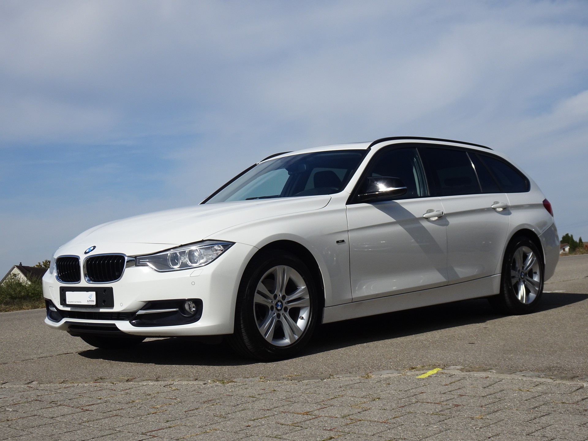 BMW 320d xDrive Touring Sport Line Steptronic