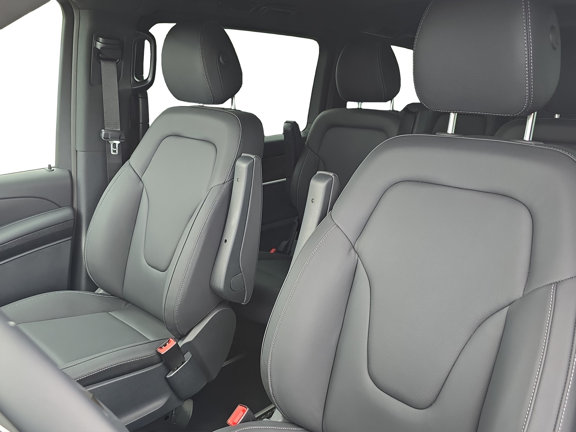 MERCEDES-BENZ EQV 300 lang-image-7