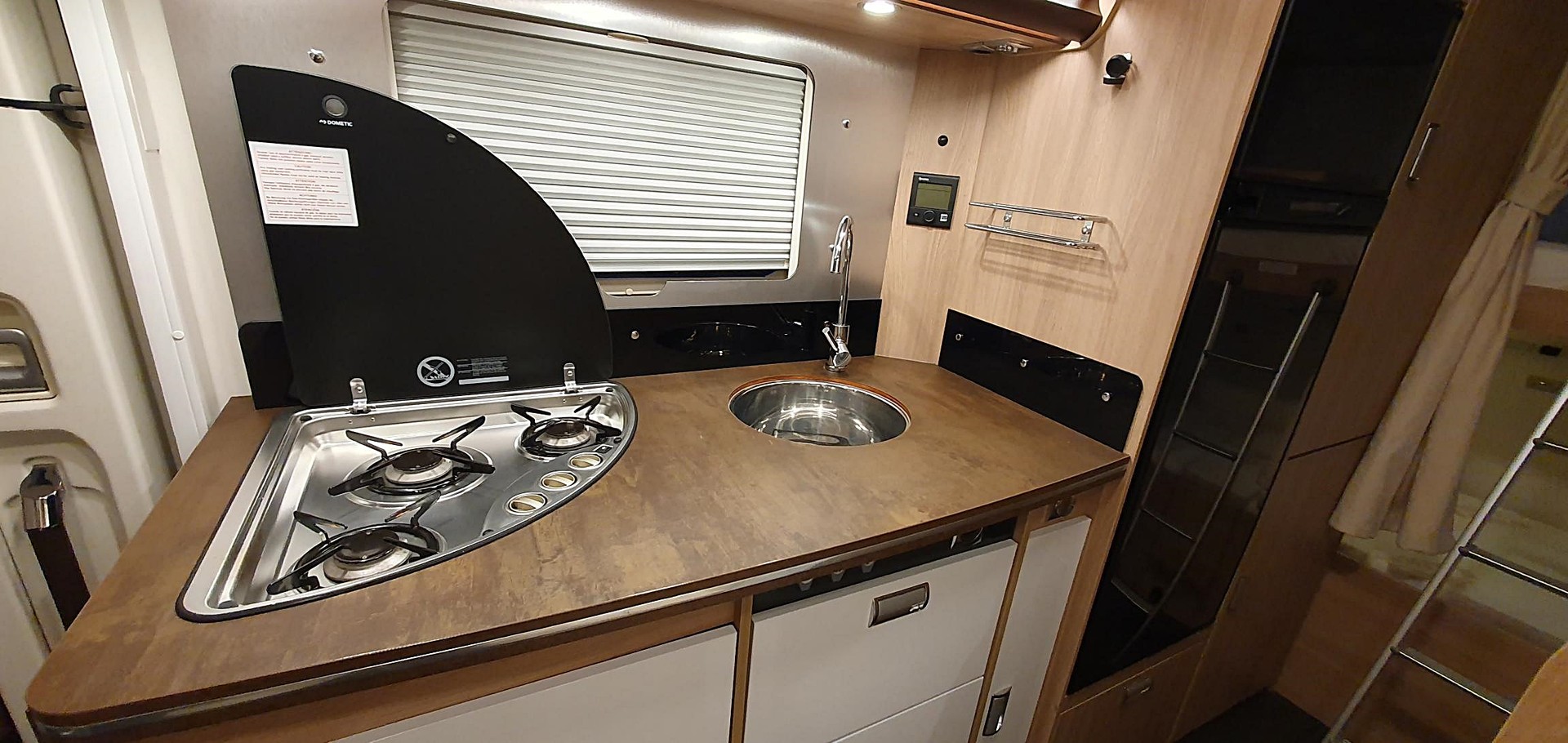 LAIKA KOSMO F 261 2,3 DIESEL FIAT DUCATO MULTIJET-image-12