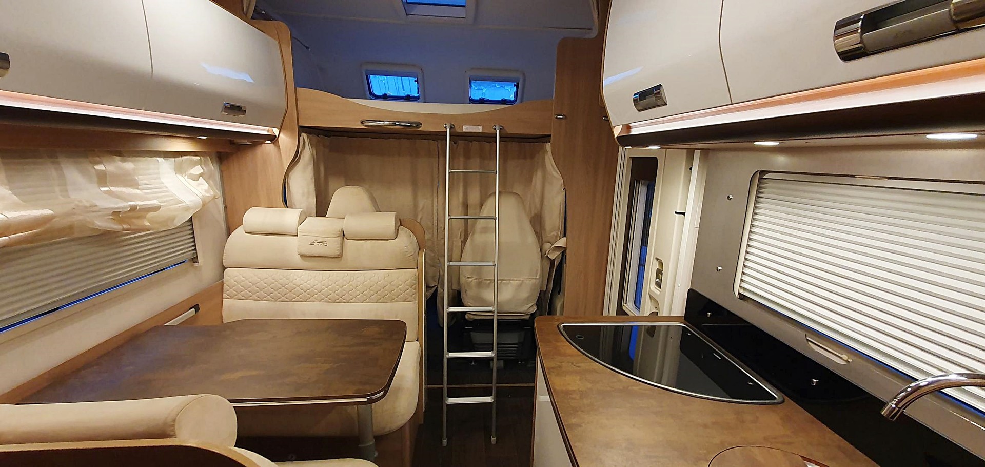 LAIKA KOSMO F 261 2,3 DIESEL FIAT DUCATO MULTIJET-image-7