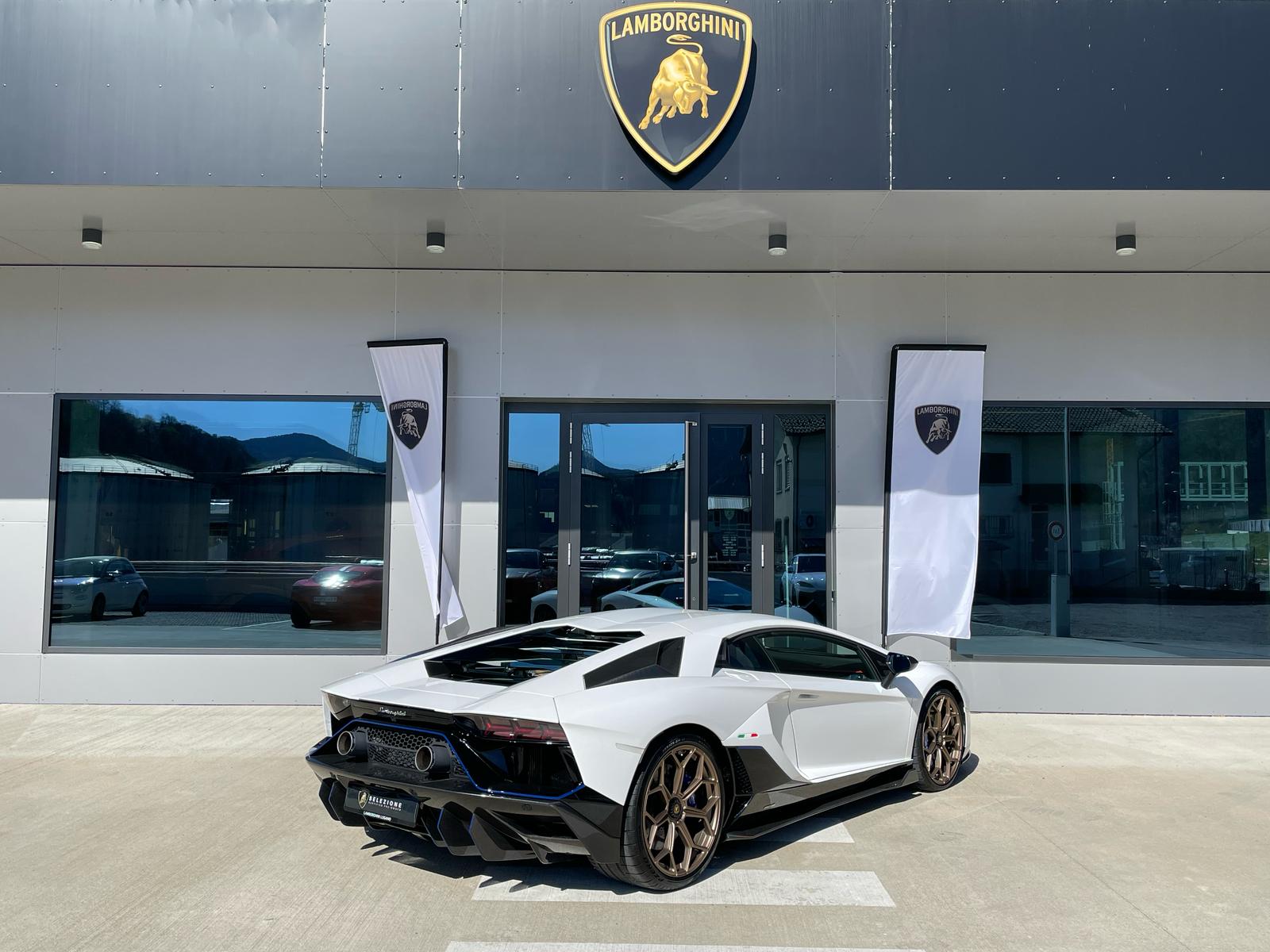 LAMBORGHINI Aventador LP780-4 Coupé E-Gear - Certified Pre-owned Lamborghini Lugano - In Kundenaufrag-image-5