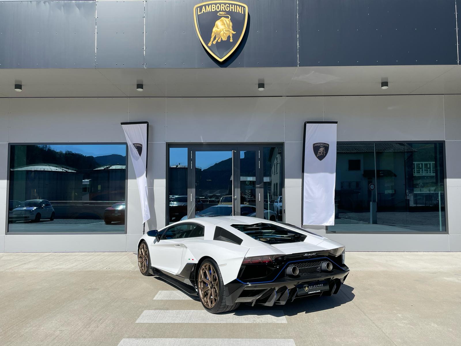LAMBORGHINI Aventador LP780-4 Coupé E-Gear - Certified Pre-owned Lamborghini Lugano - In Kundenaufrag-showroom-element-3