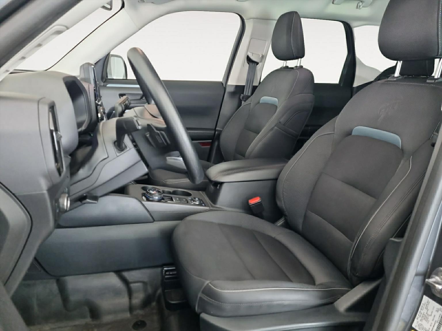 FORD Bronco Sport Badlands 2.0 Ecoboost 4x4-image-4