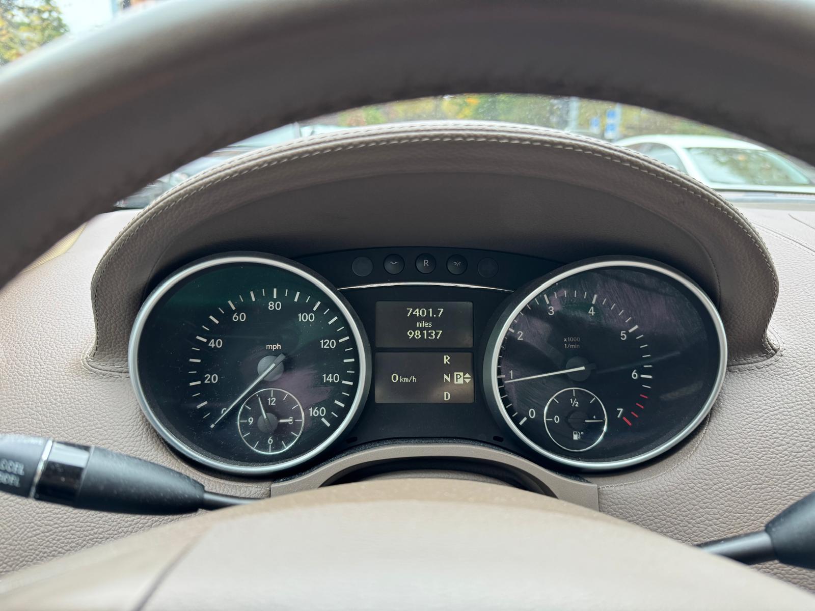 MERCEDES-BENZ GL 450-image-9